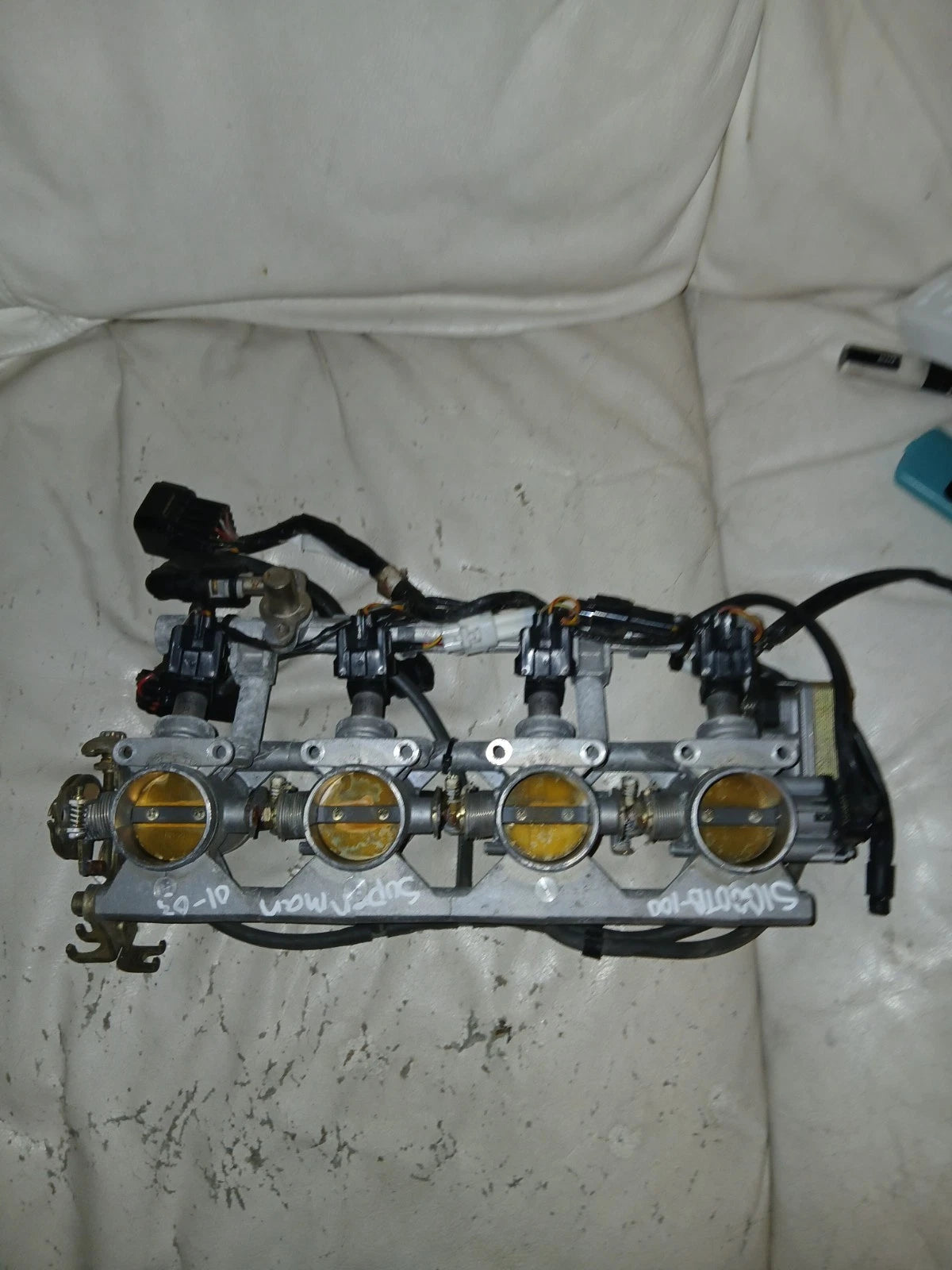 01-03 Suzuki GSXR 600 Throttle Bodies OEM Complete Set GSXR600
