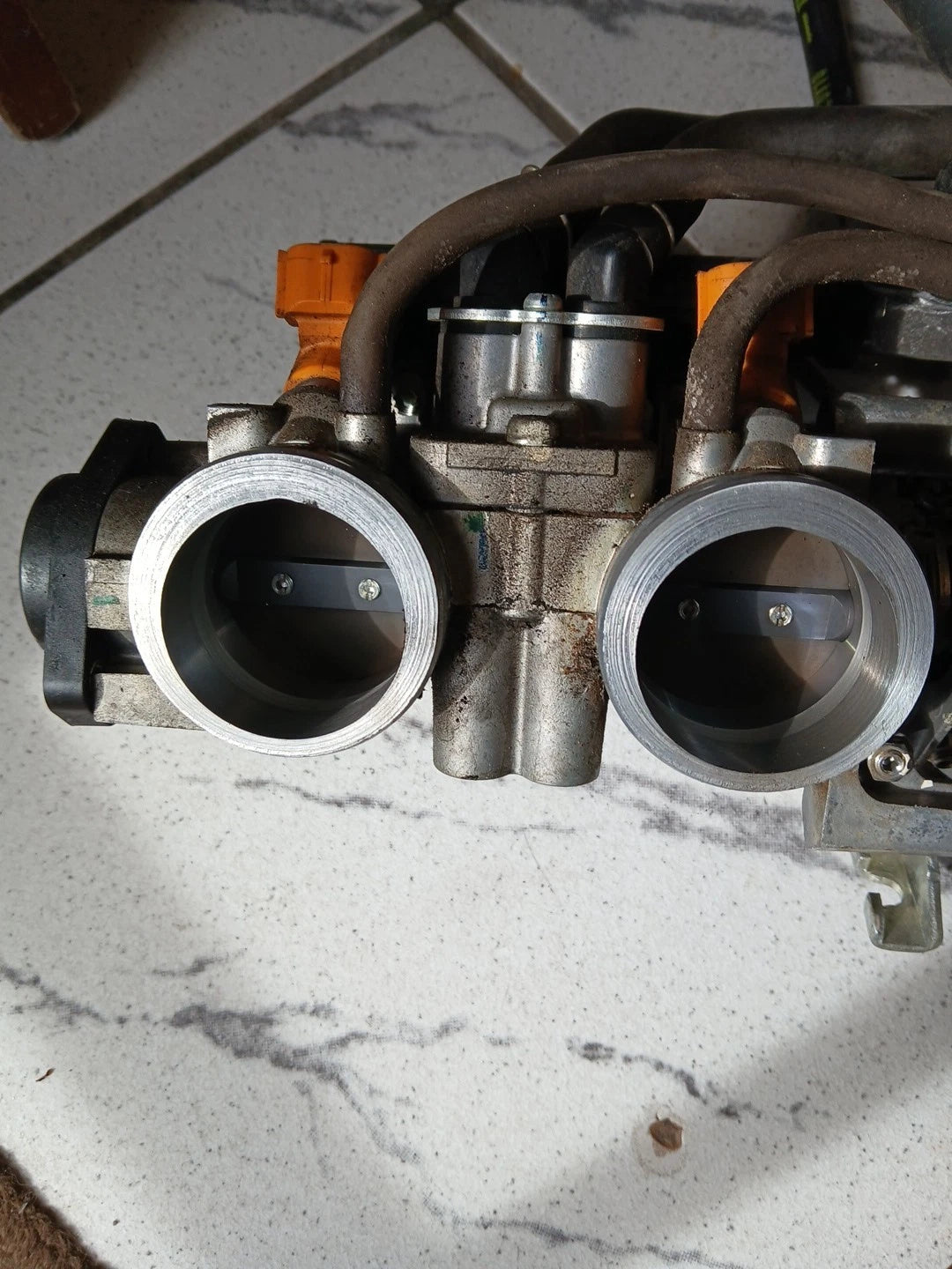 2011 Honda CBR600RR Throttle Bodies CBR 600 Fuel Injectors 600RR TPS Sensor