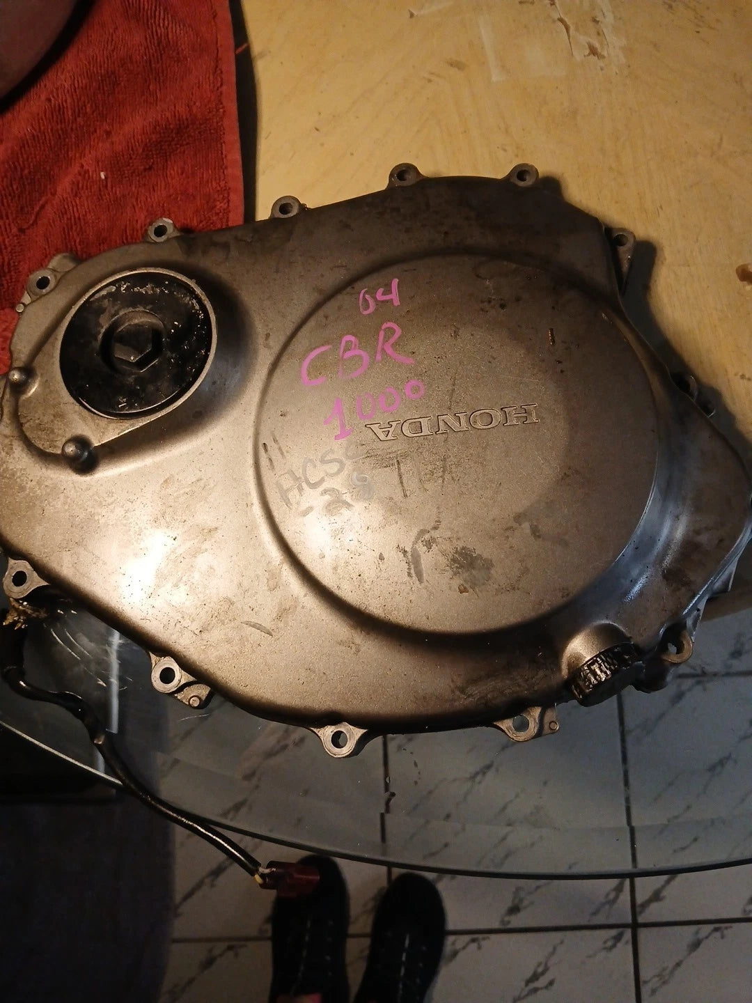 04 Honda CBR1000RR Right Side Engine Cover Crank Case Cover 1000RR CBR 1000 RR