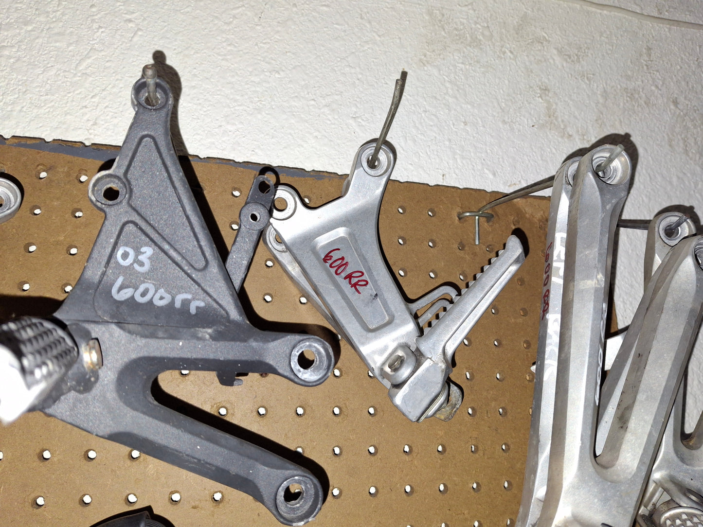 Honda CBR 600 , 900, 1000, F4, F4i , 929, 954, VFR etc Front & Rear Foot Peg Brackets available