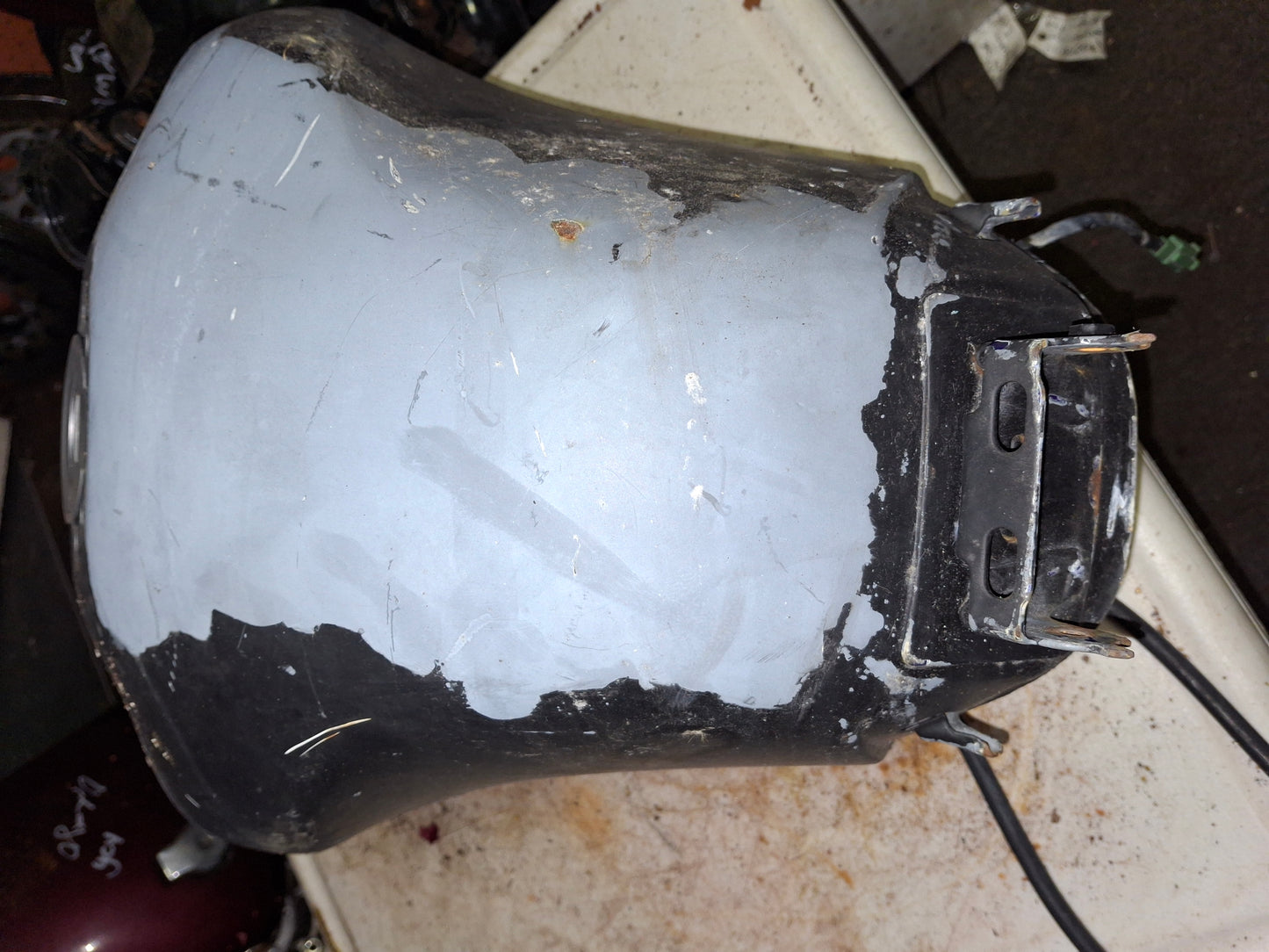 99-02 Yamaha YZF R6 Gas Tank Fuel Petrol Cell OEM