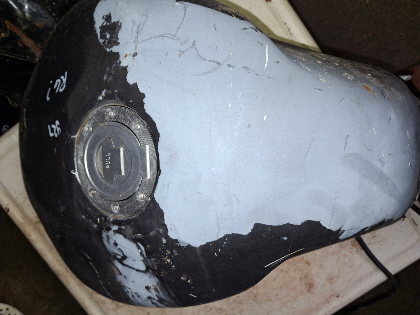 99-02 Yamaha YZF R6 Gas Tank Fuel Petrol Cell OEM