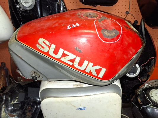 86 Suzuki GS650 GS 650 Katana Gas Tank Fuel Petrol Cell