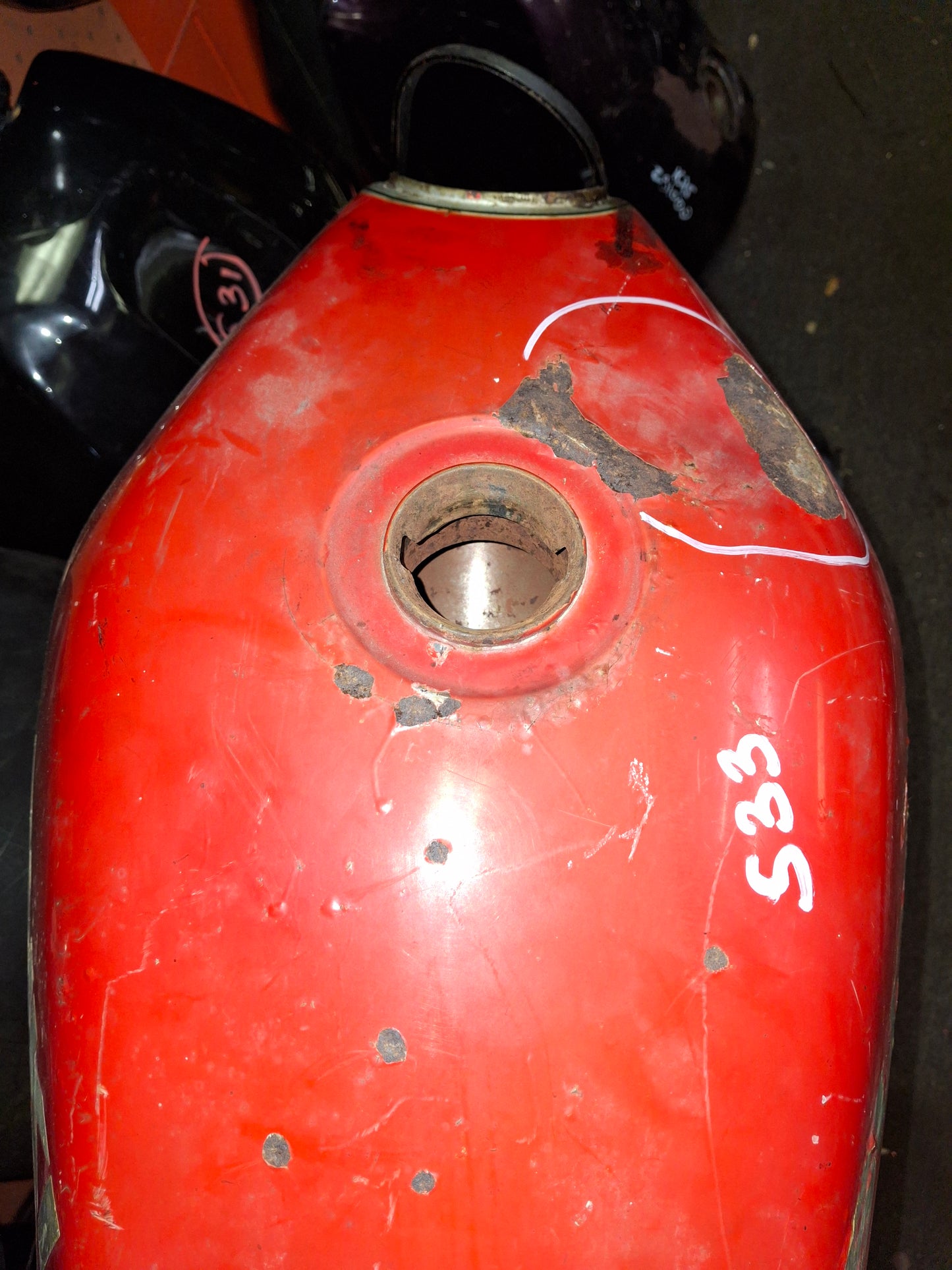 86 Suzuki GS650 GS 650 Katana Gas Tank Fuel Petrol Cell