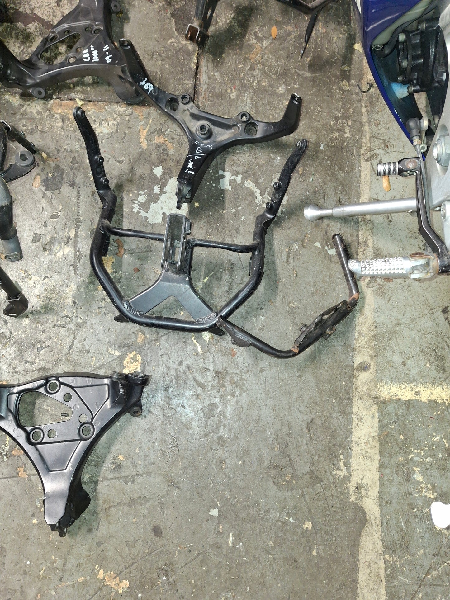 Honda Suzuki Kawasaki Yamaha Upper Fairing Bracket Front Stay Speedo Bracket