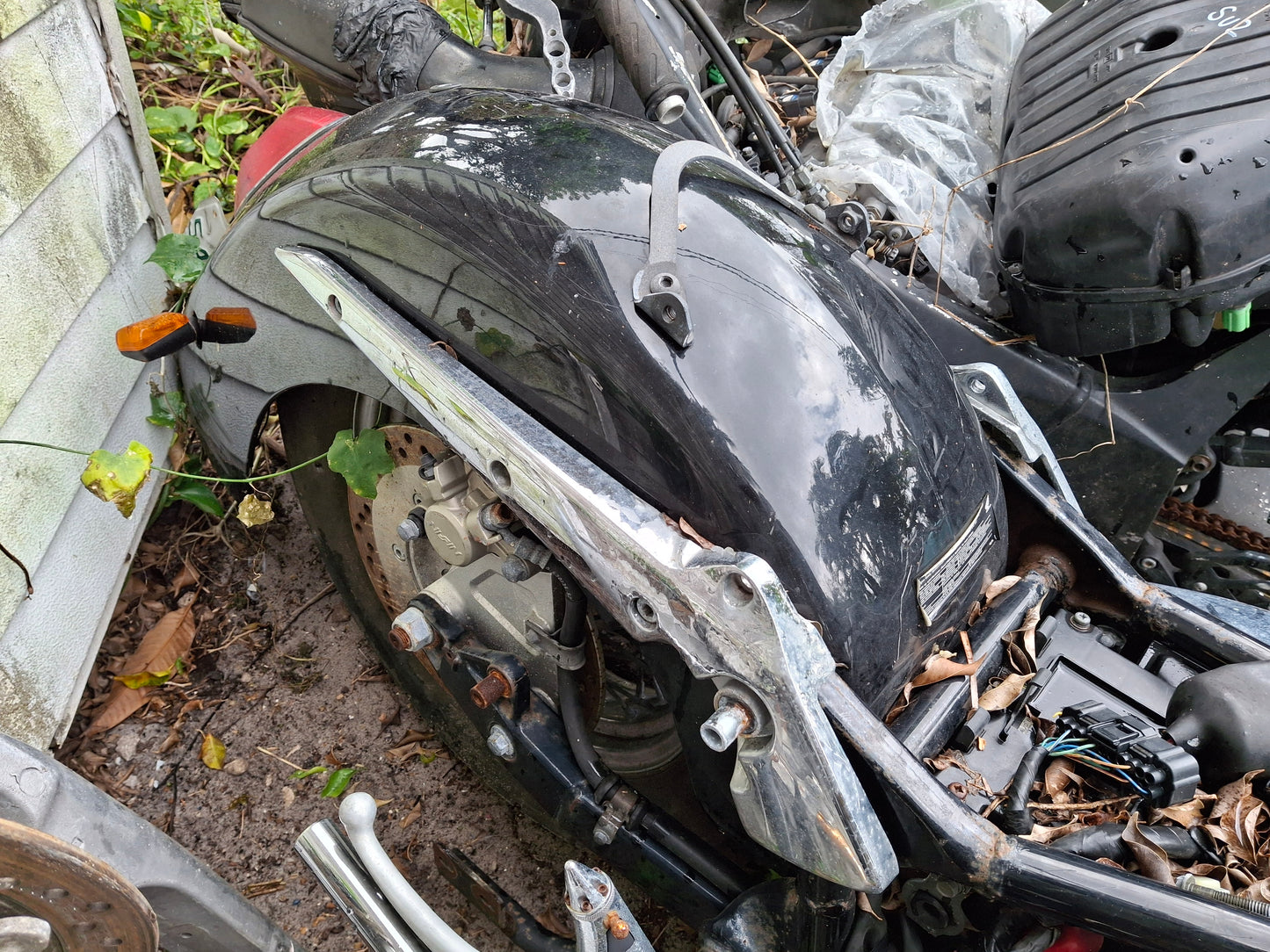 04 Honda VTX 1300 Rear Fender Tire Hugger VTX1300