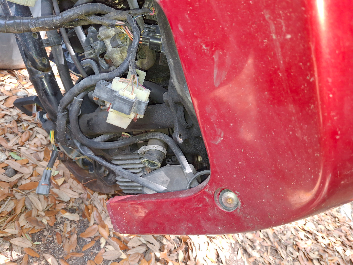 07 Yamaha Royalstar Venture Left Lower Fairing Cowl XV1300 Royal Star