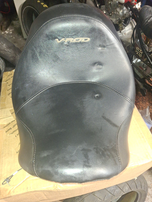 SOLD SOLD Harley Davidson V-Rod Seat Vrod Diver Front Seat VRSC VRSCA Rider Main