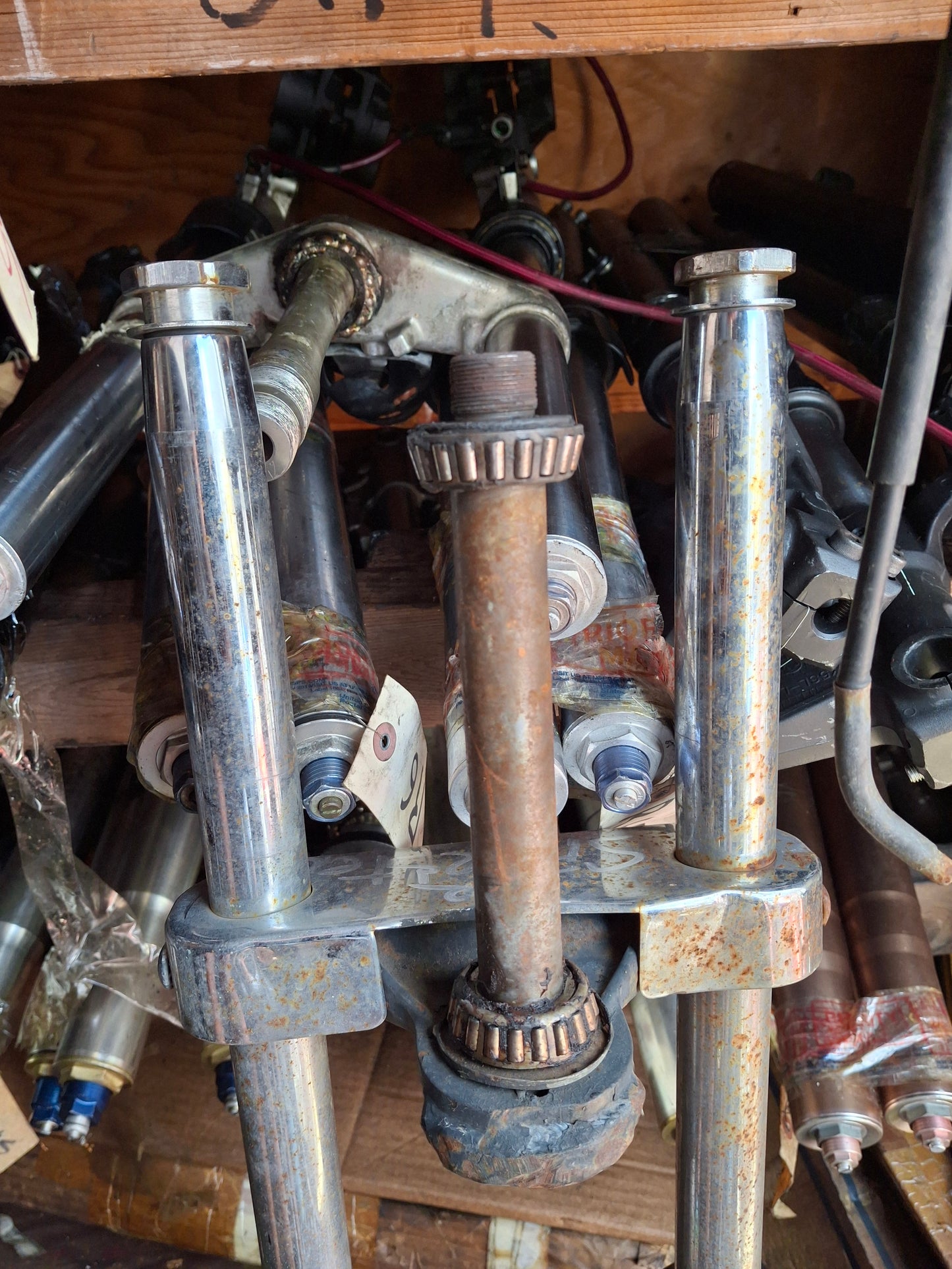 82 Harley Davidson Sportster Forks Sporty Front End Triple Tree XL 883 1200 Axle