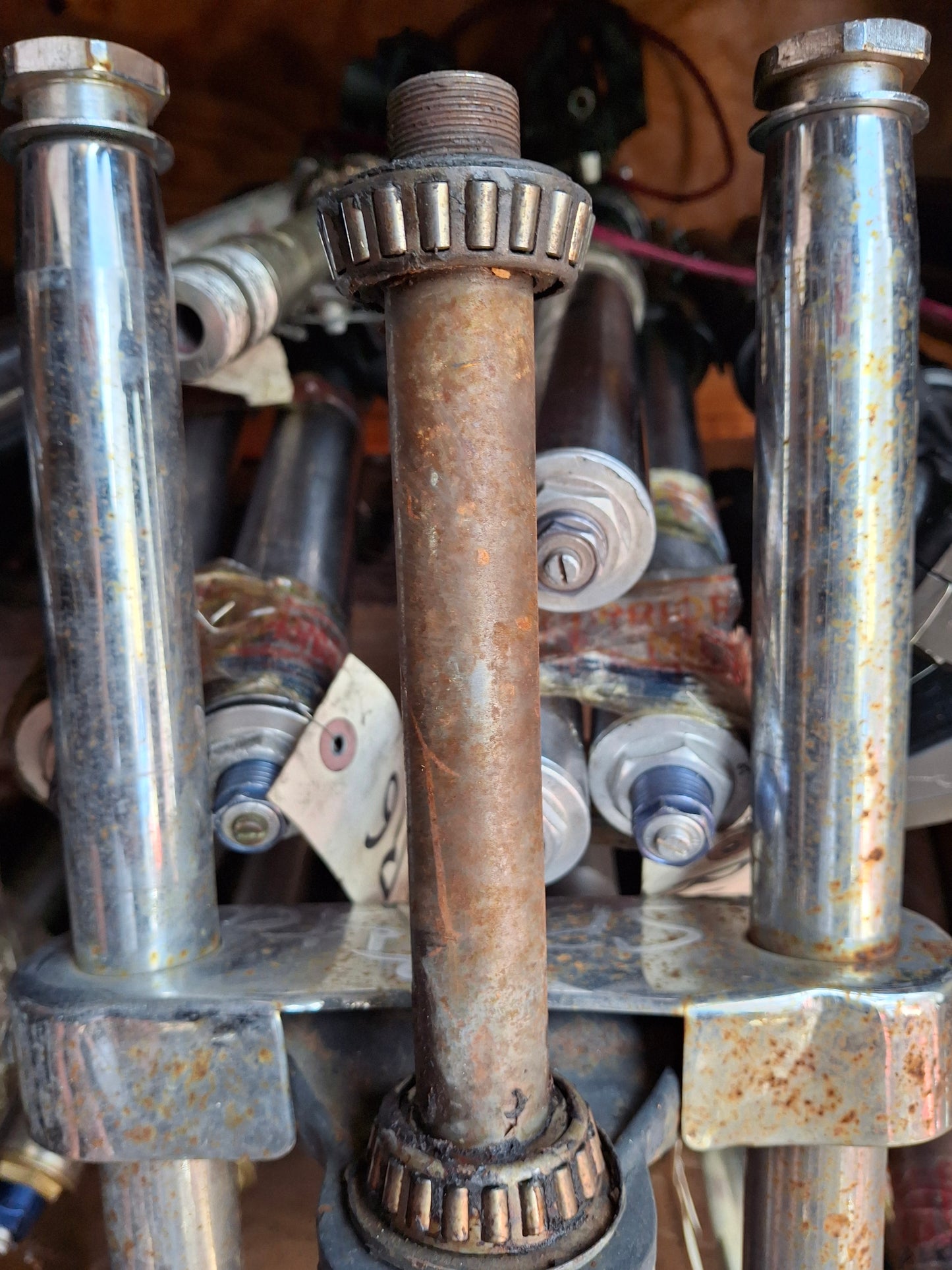 82 Harley Davidson Sportster Forks Sporty Front End Triple Tree XL 883 1200 Axle