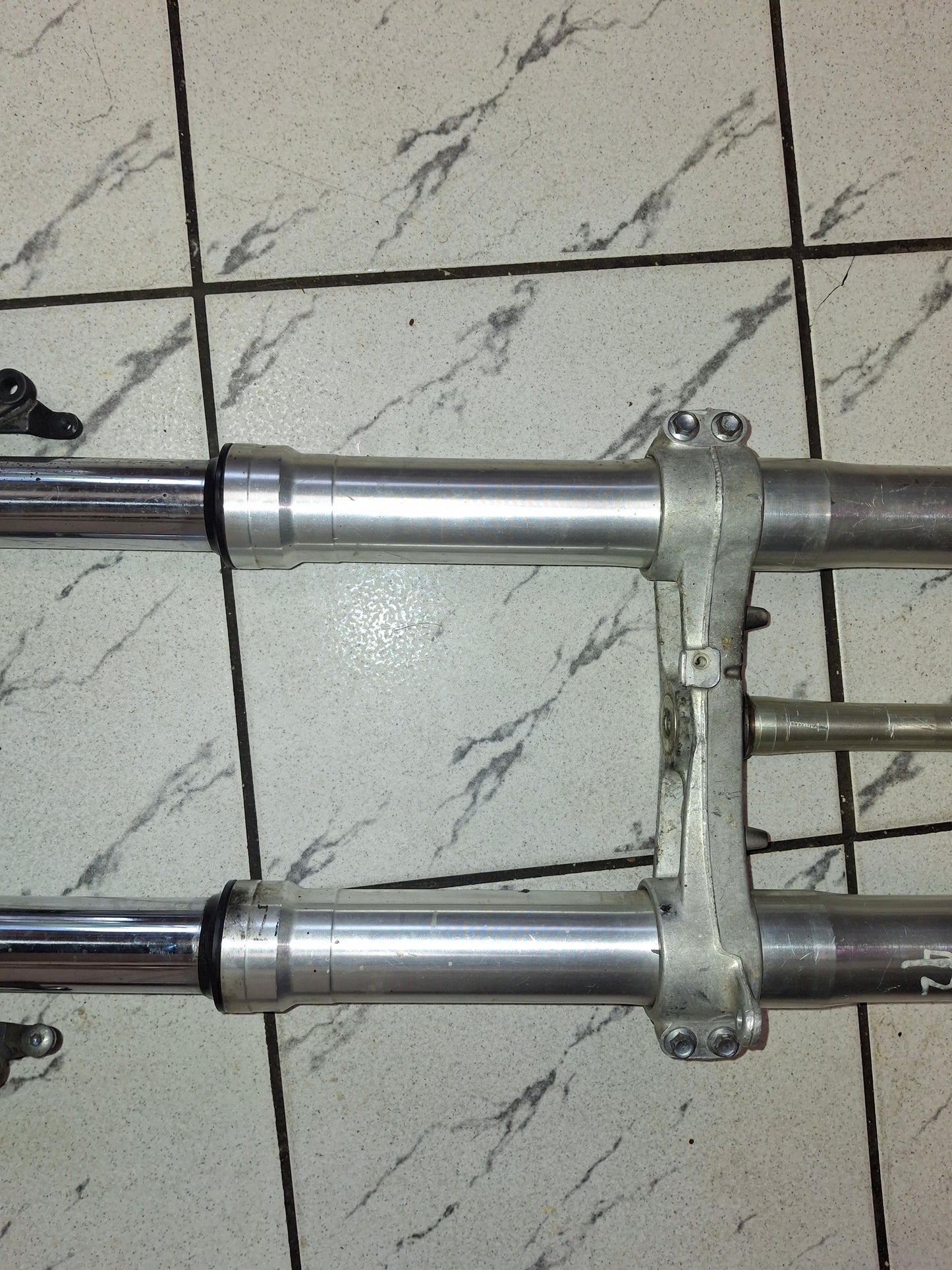 Honda CBR929RR 929 Front Forks Front End Lower Triple Tree Suspension 929RR MCJ