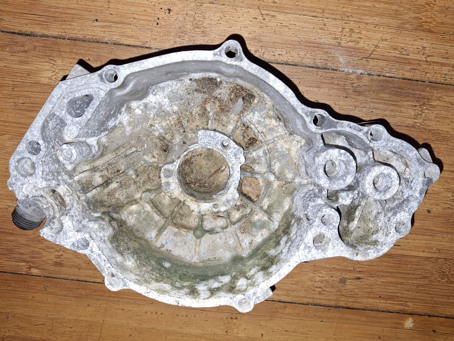 99-03 Yamaha Roadstar 1600 Road Star Stator Cover XV1600 XV
