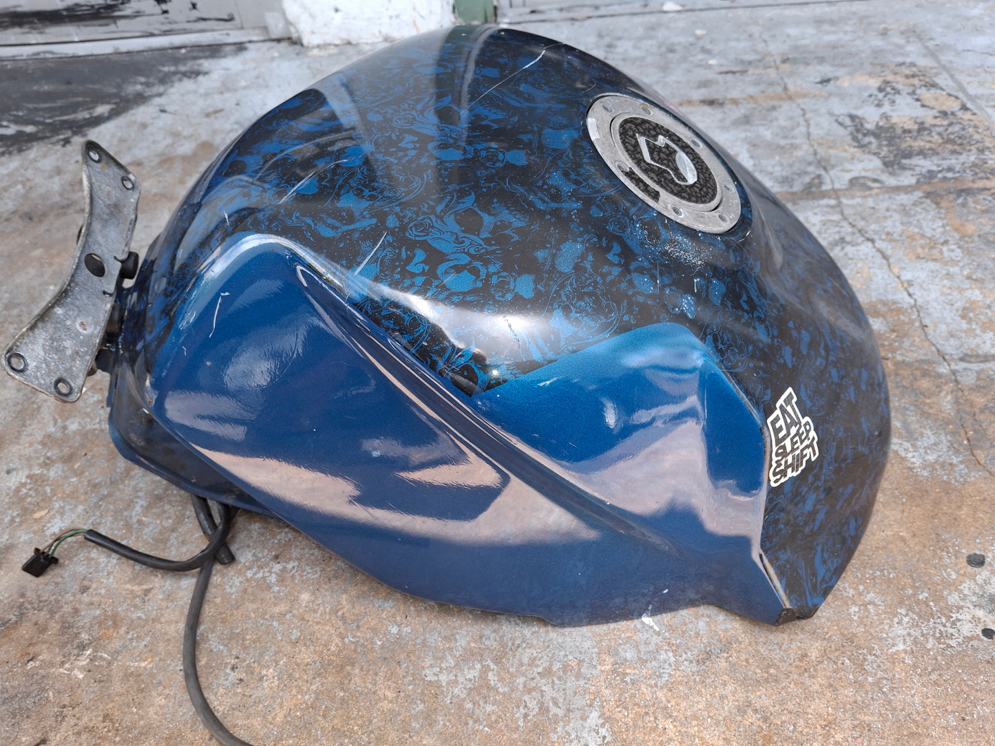 02 03 Honda CBR954RR 954 Gas Tank Fuel Petrol Cell 954RR