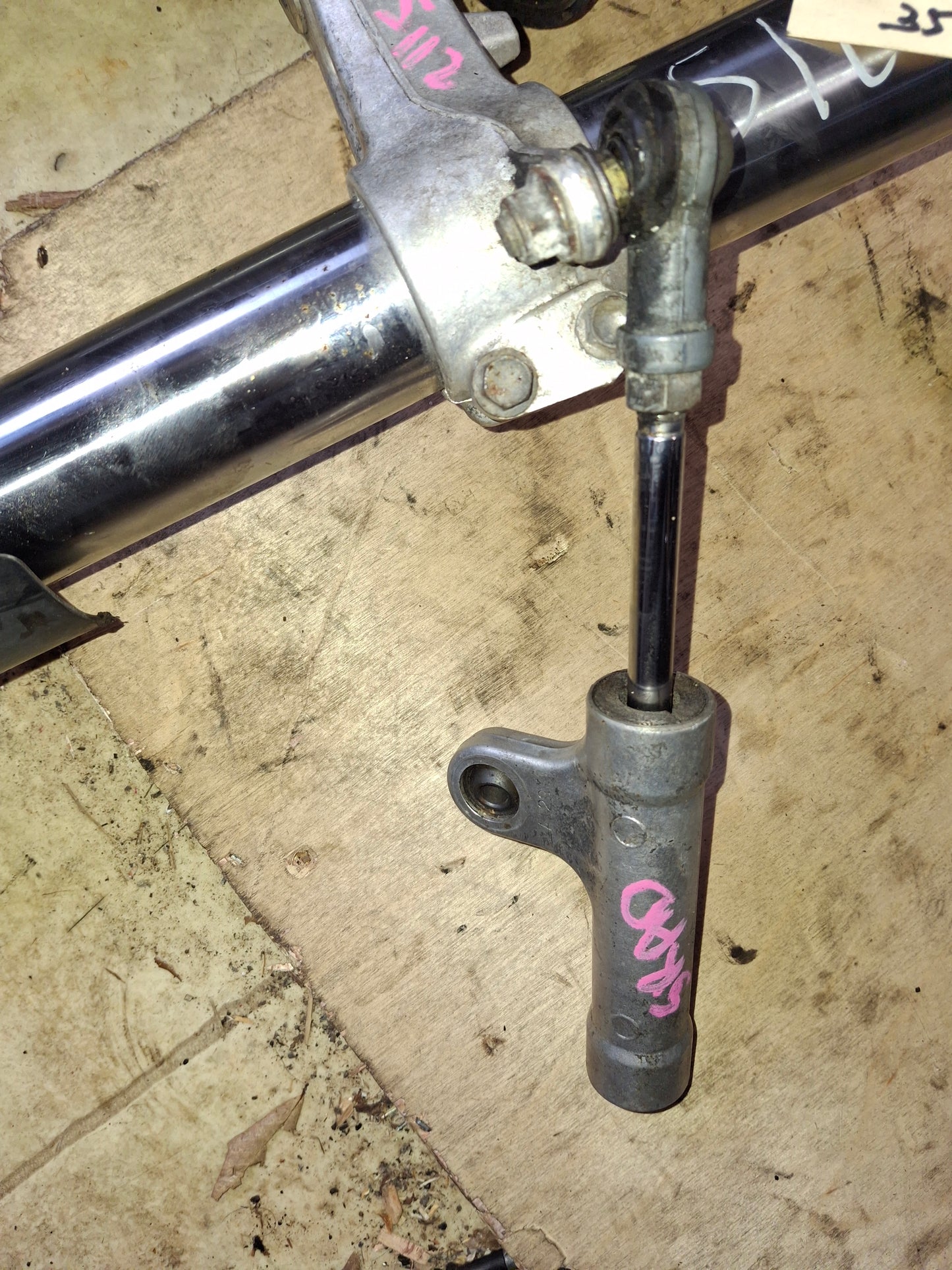 Suzuki SRAD GSXR 600 750 Forks Suspension Triple Trees ignition Steering Damper