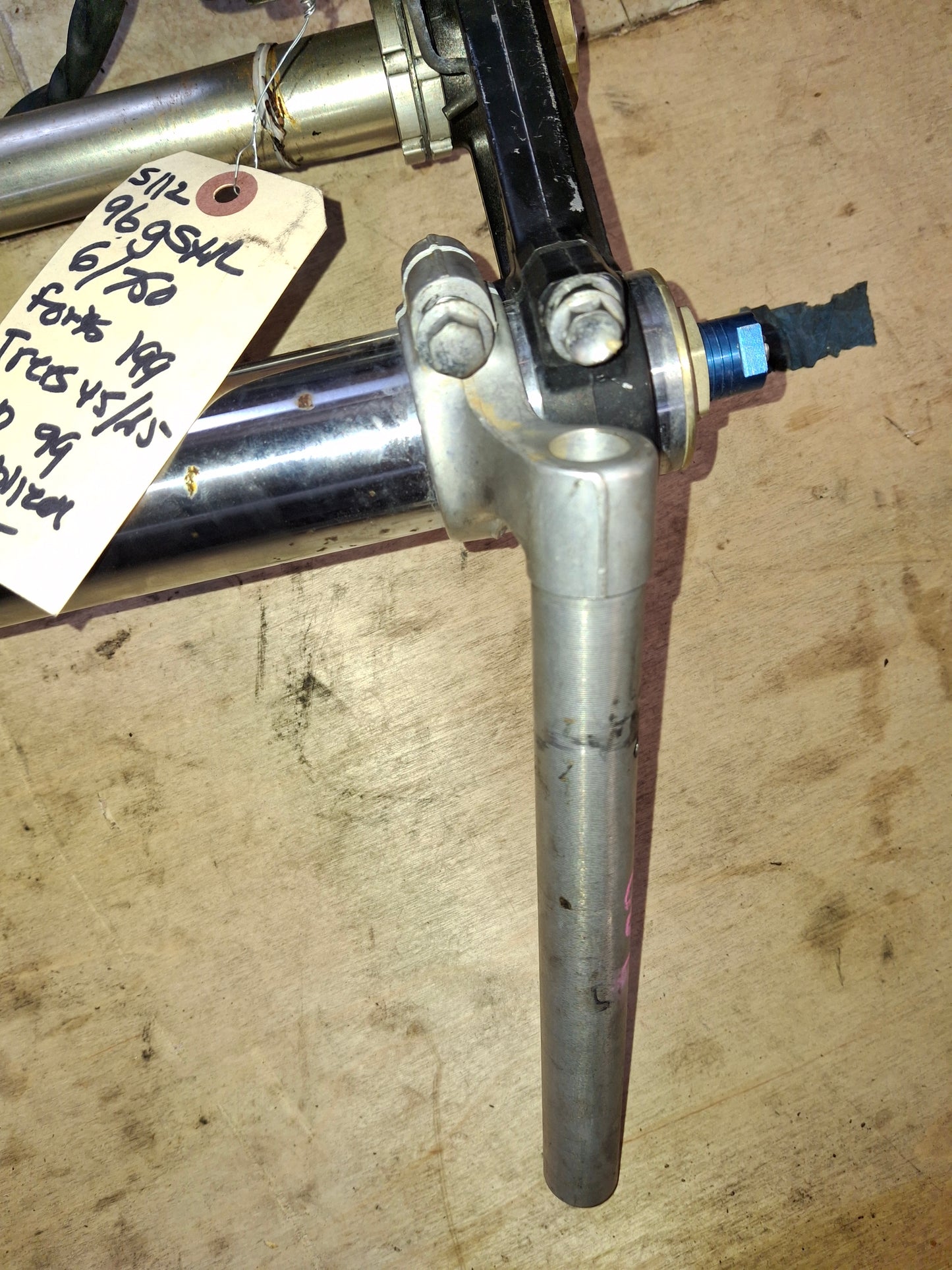 Suzuki SRAD GSXR 600 750 Forks Suspension Triple Trees ignition Steering Damper