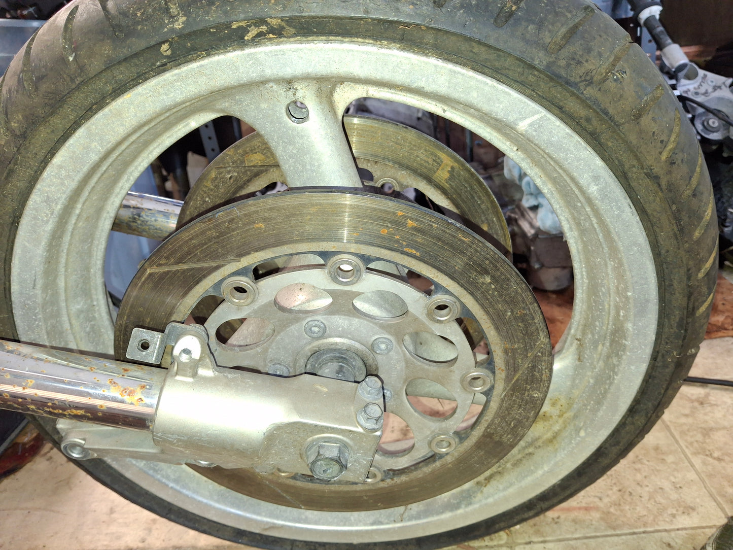 93 - 98 GSXR 1100 Front Forks Lower Triple Tree Front Rim Rotors Steering Damper