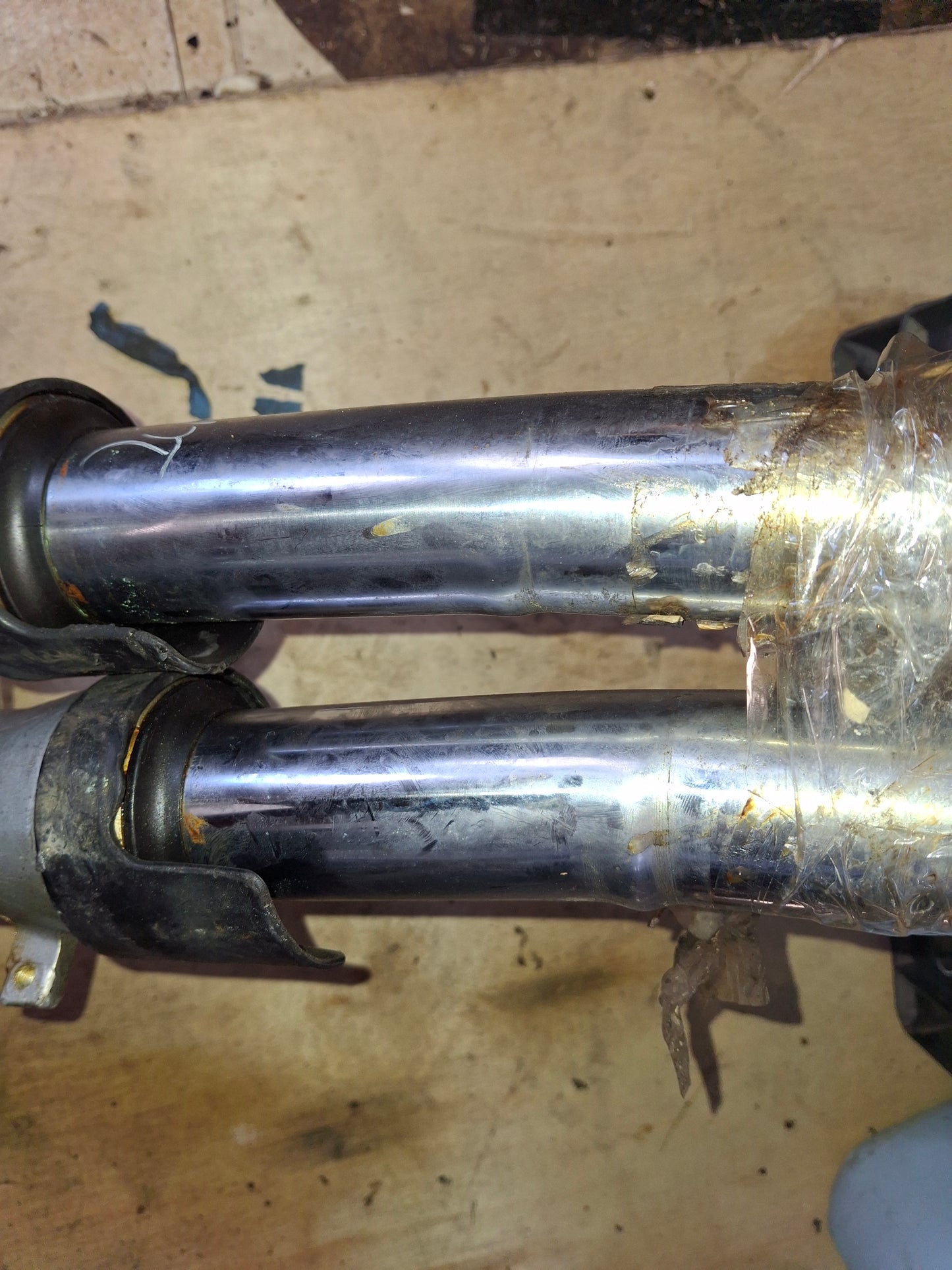 03-05 Suzuki SV1000 SV 1000 Forks Front End Suspension Shocks Bent For Parts