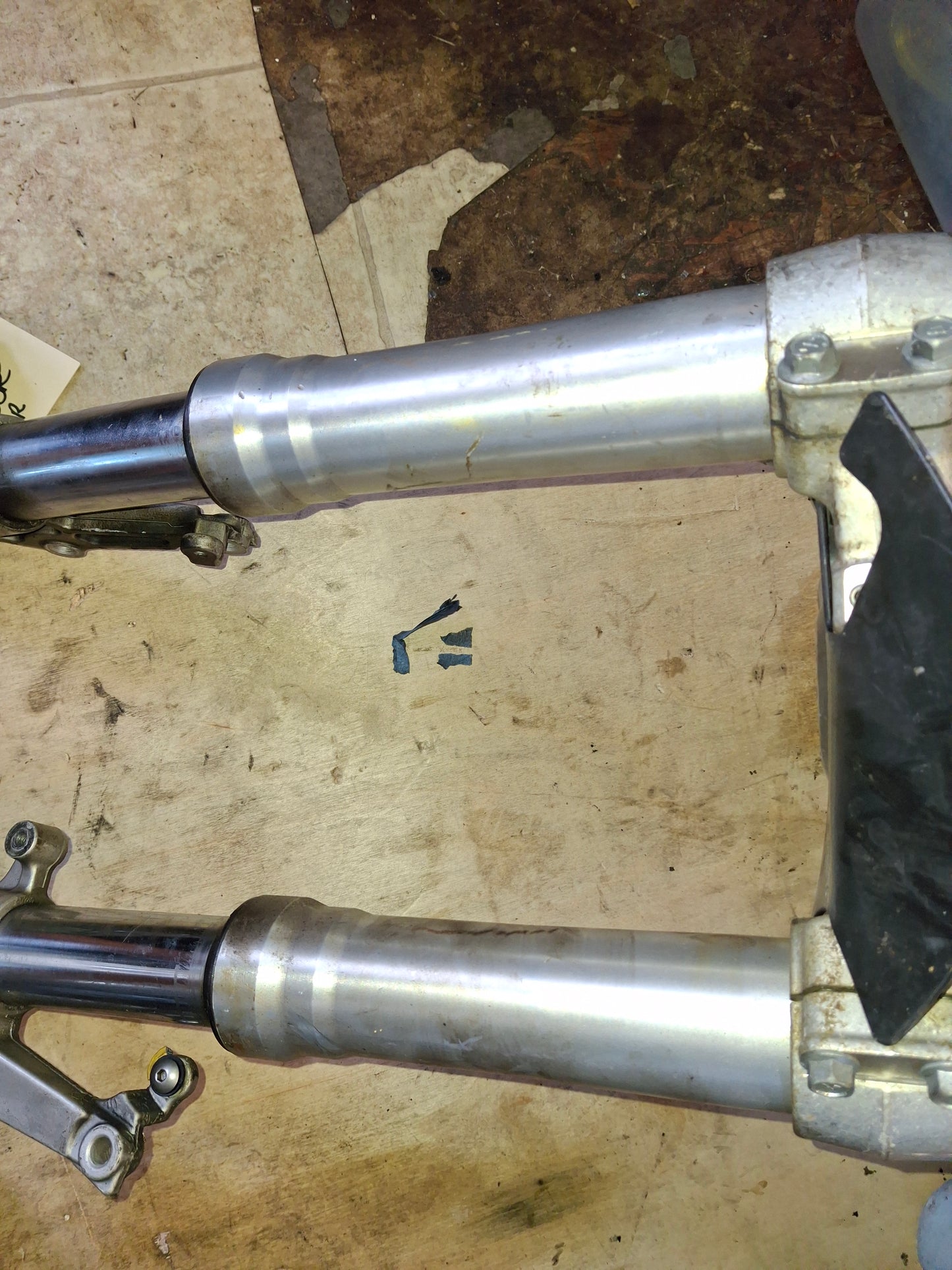 Suzuki TL1000R TL1000 Forks Front End Suspension Upper Lower Triple Tree