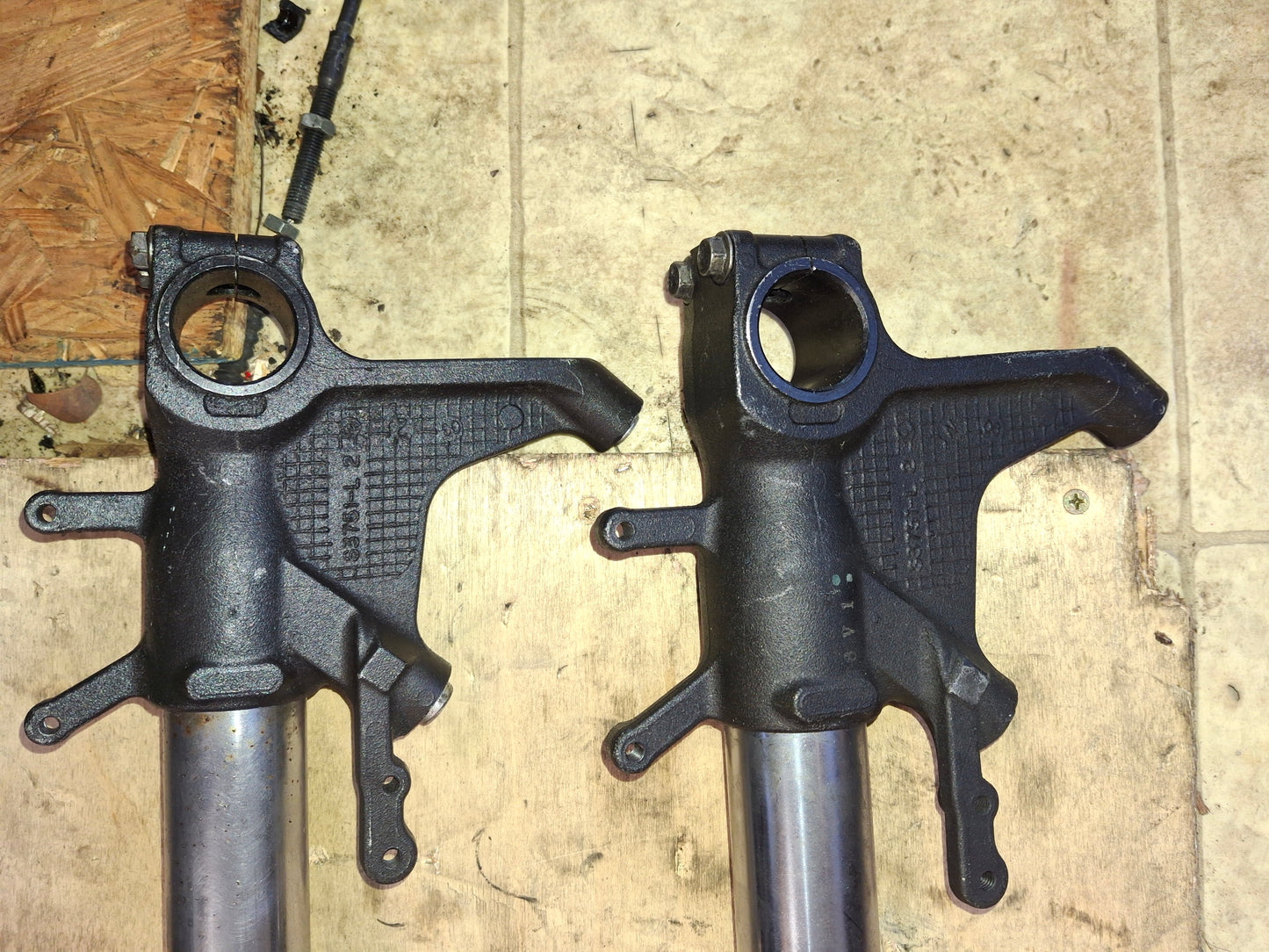 06 07 Suzuki GSXR 600 750 Front Forks Shocks Suspension GSXR600 GSXR750 S3751