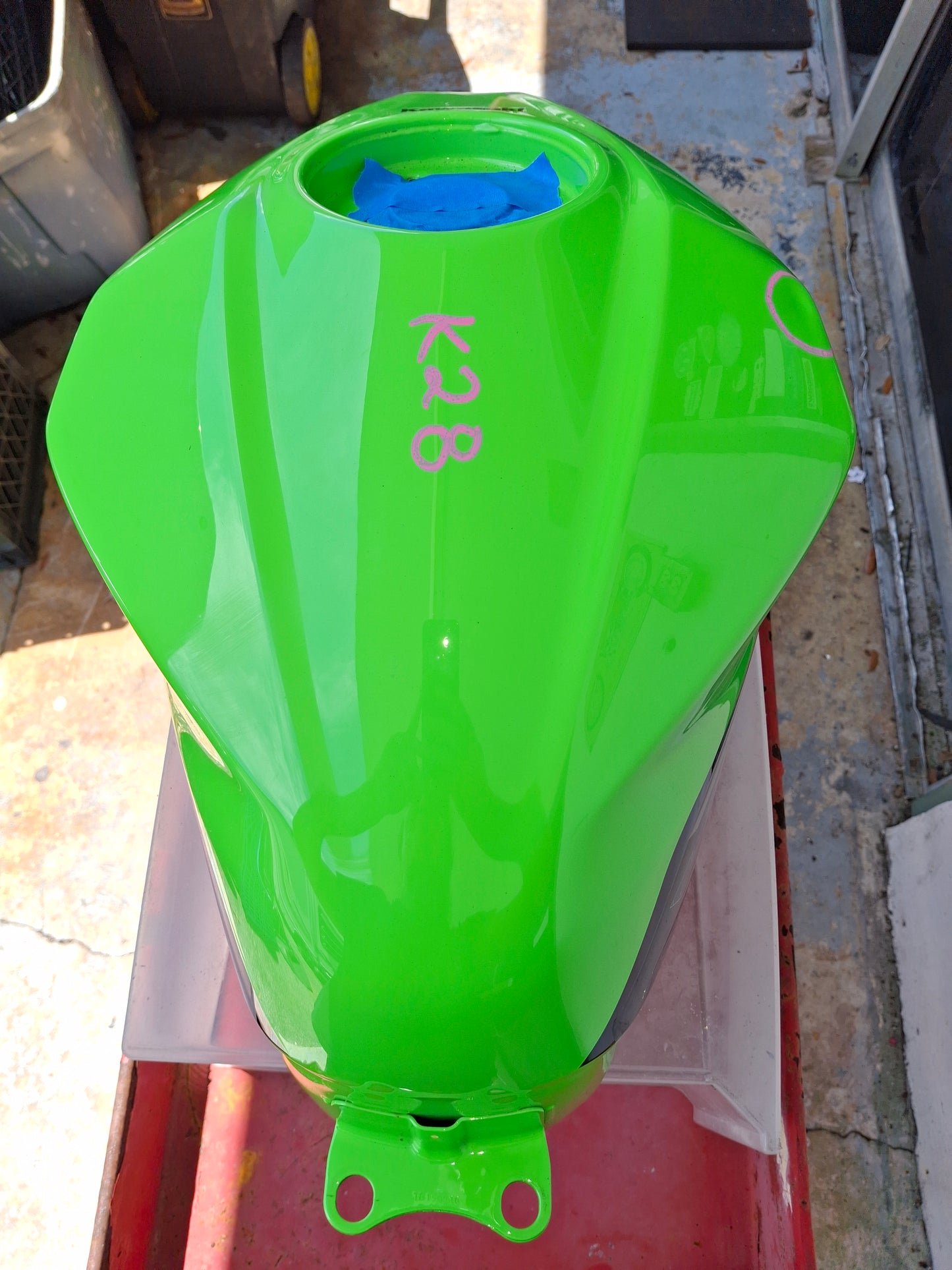 18-23 Kawasaki Ninja 400 EX400 Gas Tank Fuel Petrol Dealer Take Off Beautiful
