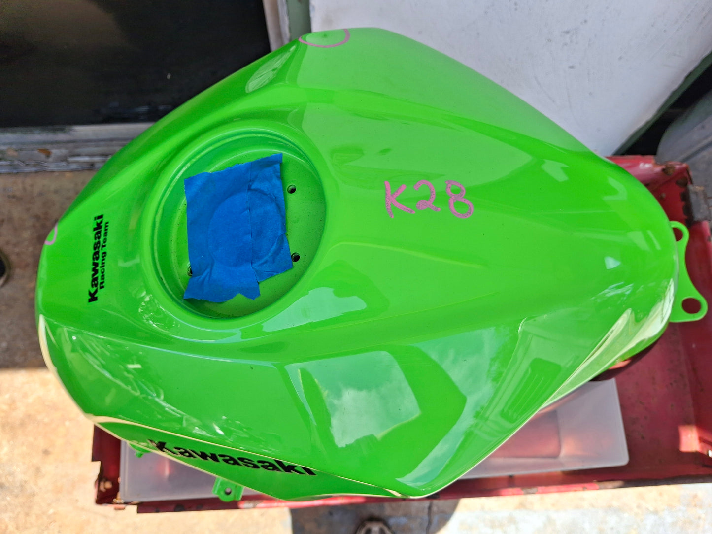 18-23 Kawasaki Ninja 400 EX400 Gas Tank Fuel Petrol Dealer Take Off Beautiful