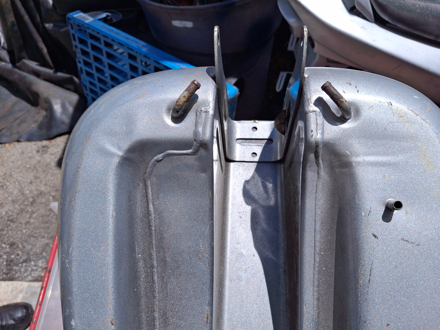 2005 Harley Davidson Heritage Softail FLSTC Gas Tank Fuel Petrol Cell