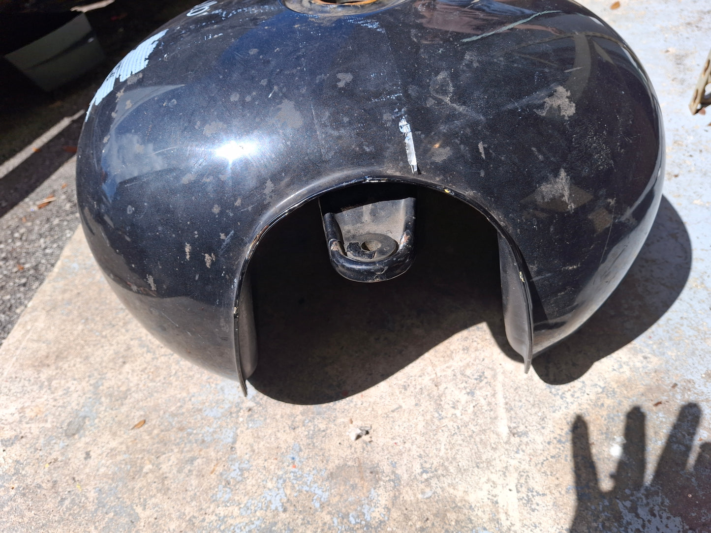 97 Honda Shadow 1100 Gas Tank w Petcock VT1100C Fuel Petrol Cell