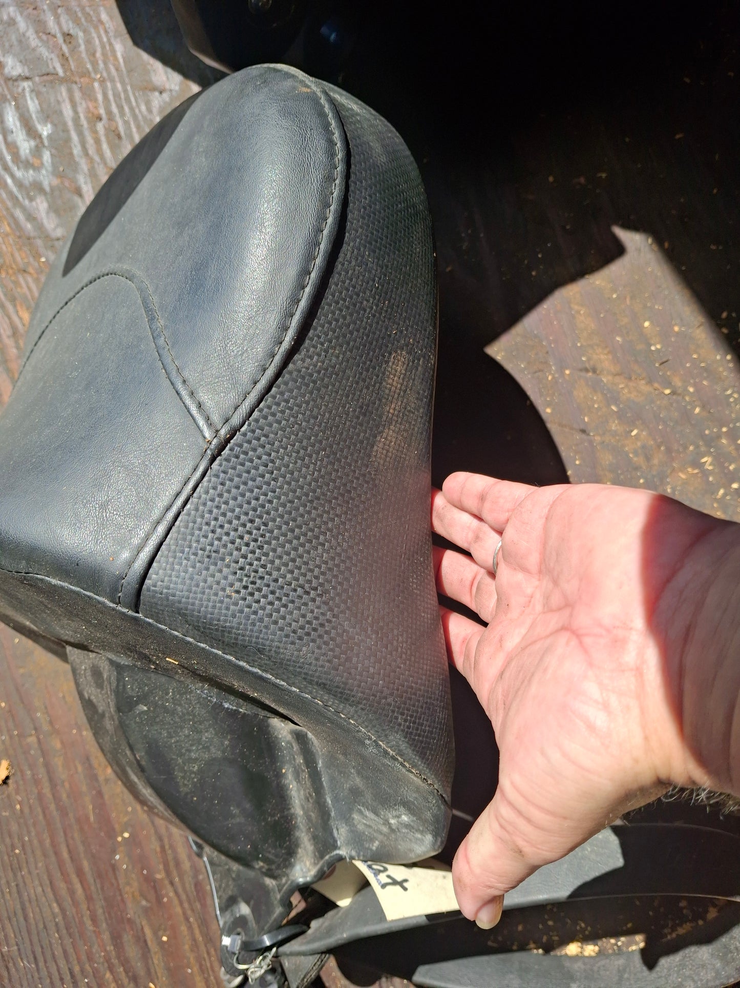 03 Harley Davidson V-Rod Seat VRod Rear Seat Back Pad Pillion VRSC OEM - Free Shipping