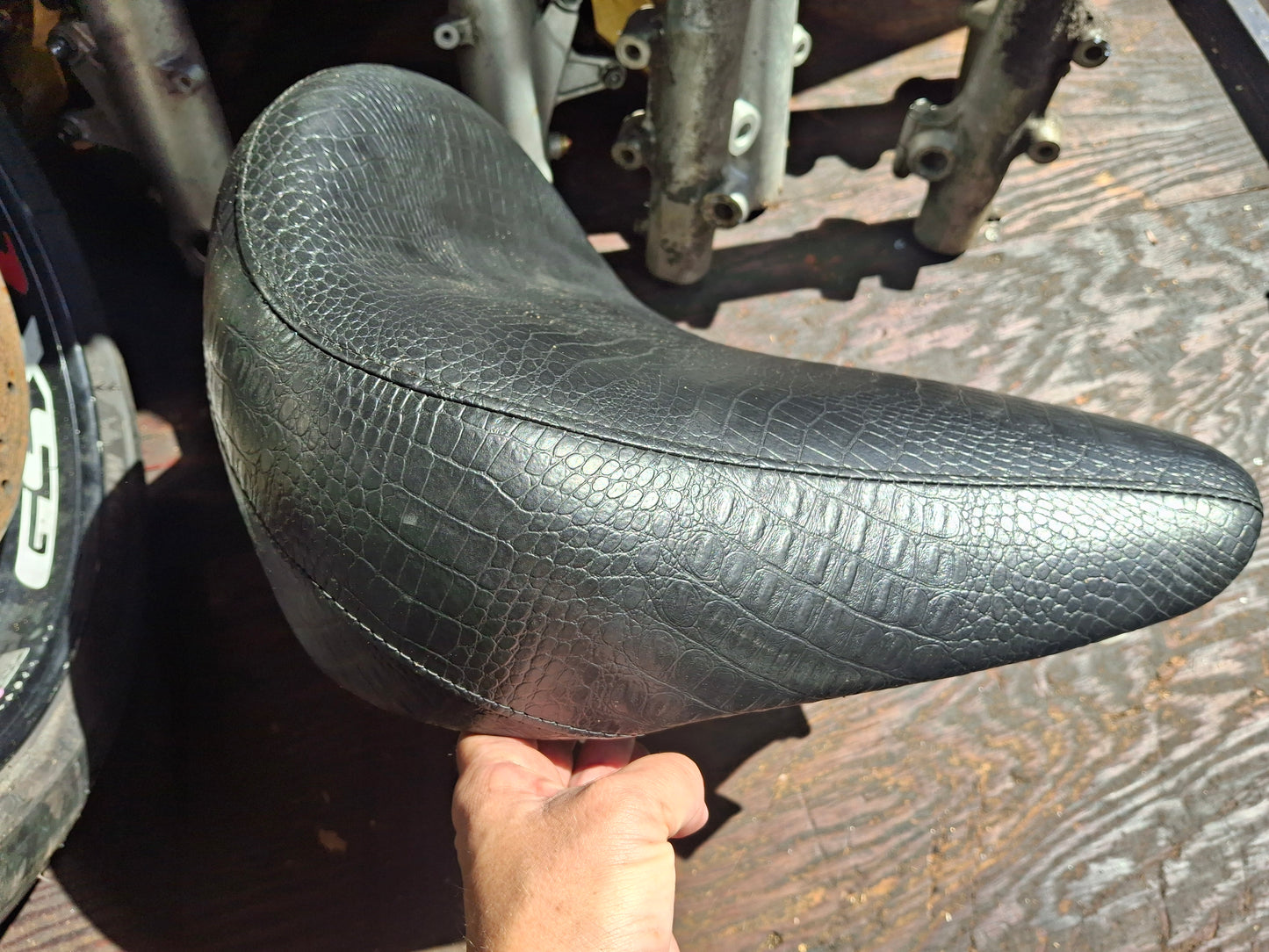 Yamaha V-Star 650 Front Seat VStar Driver Rider Seat Pillion 5BN-00 XVS650 XVS