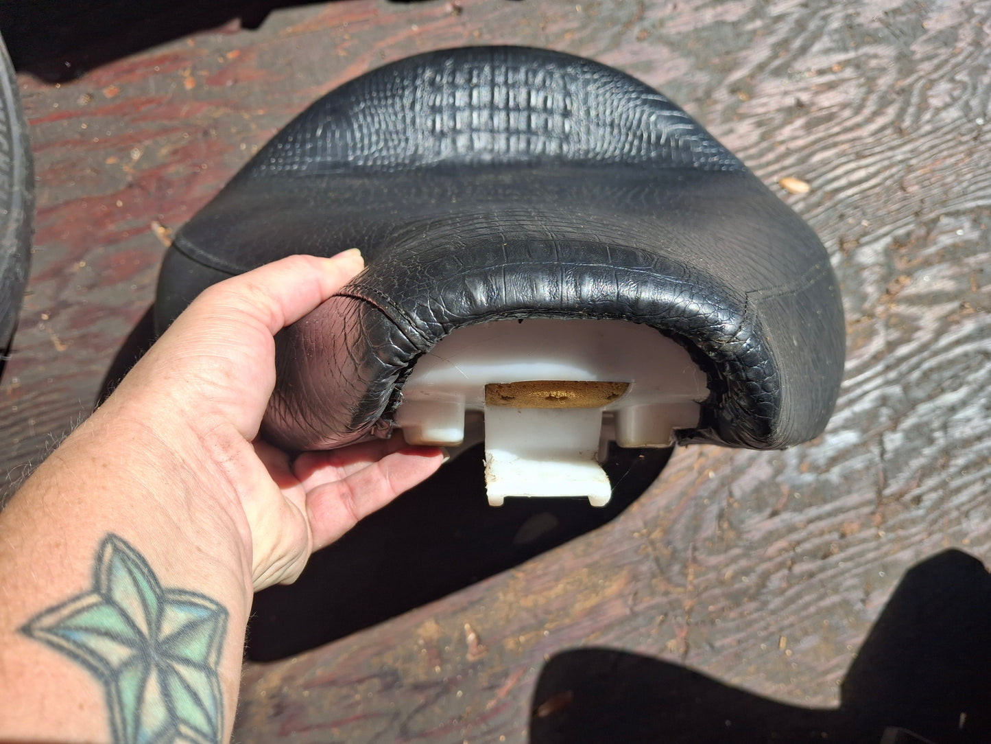 Yamaha V-Star 650 Front Seat VStar Driver Rider Seat Pillion 5BN-00 XVS650 XVS