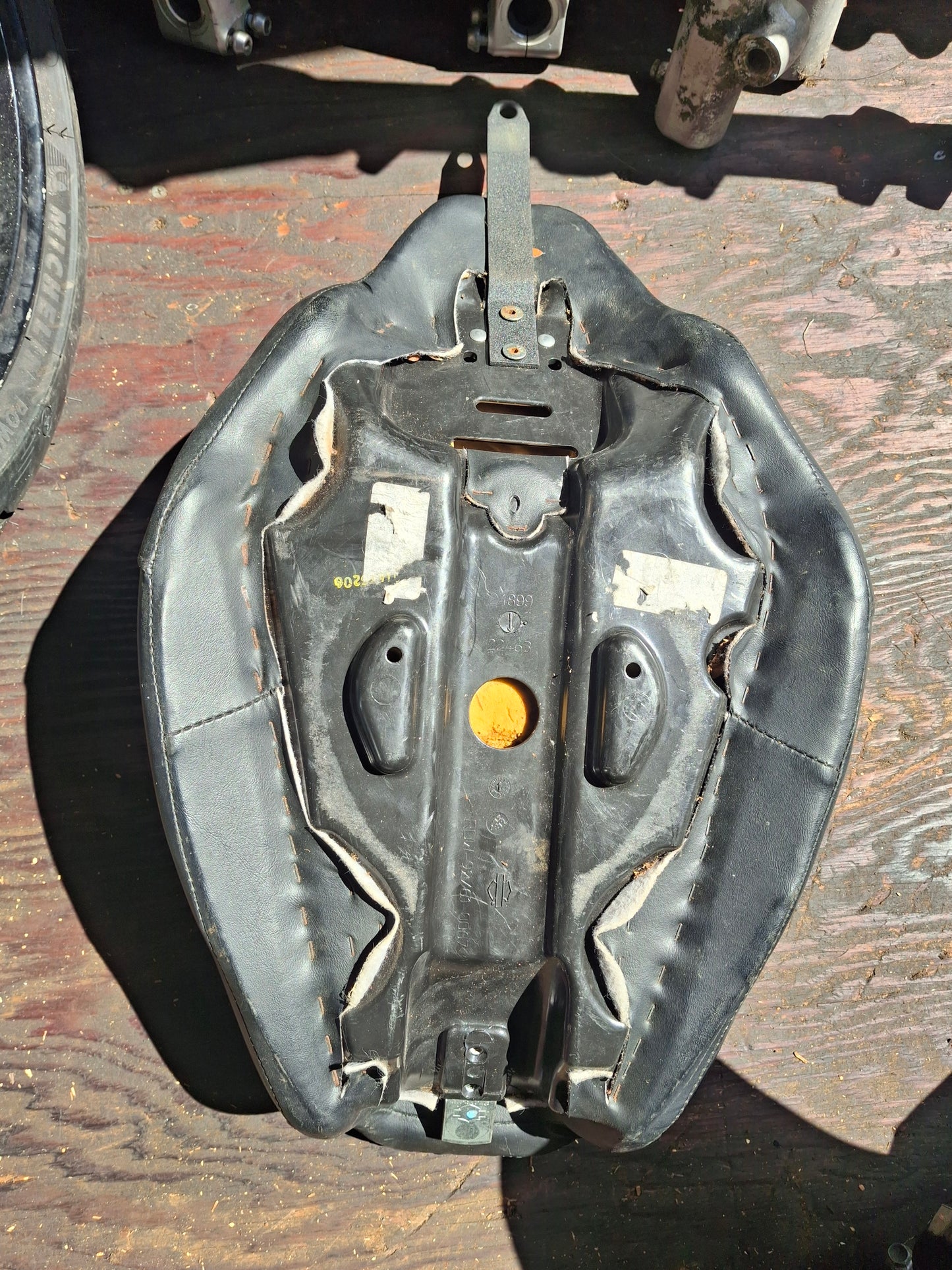 Harley Davidson Dyna Low Rider Front Seat Solo Seat Pillion Pad Lowrider FXDLS