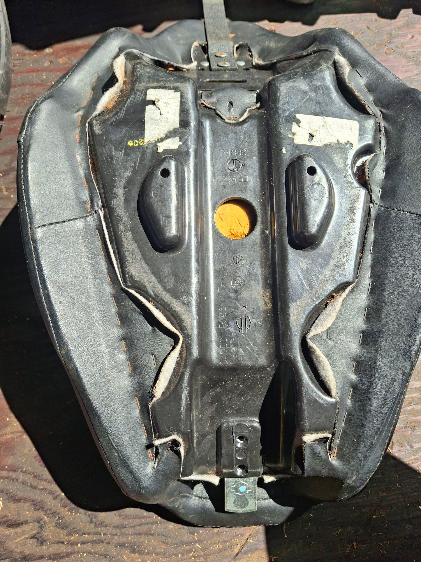 Harley Davidson Dyna Low Rider Front Seat Solo Seat Pillion Pad Lowrider FXDLS