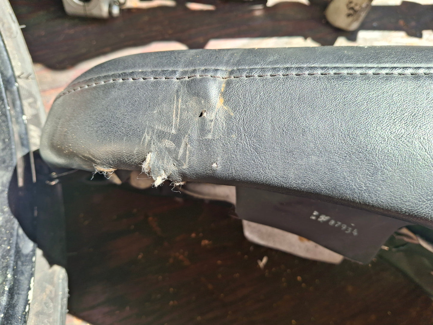 Harley Davidson Dyna Low Rider Seat OEM 105th Anniversary Front Rear Pad Pillion