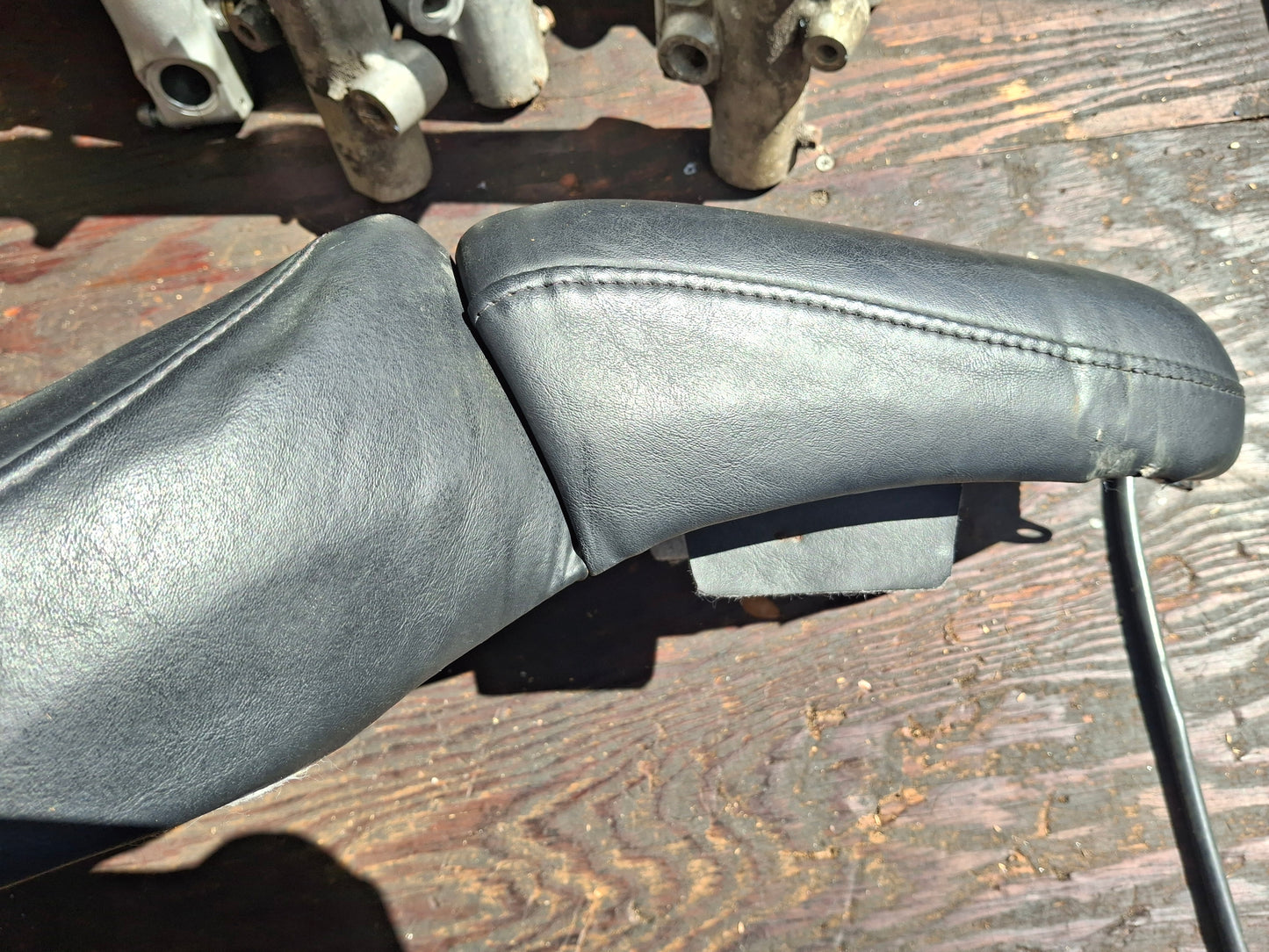 Harley Davidson Dyna Low Rider Seat OEM 105th Anniversary Front Rear Pad Pillion