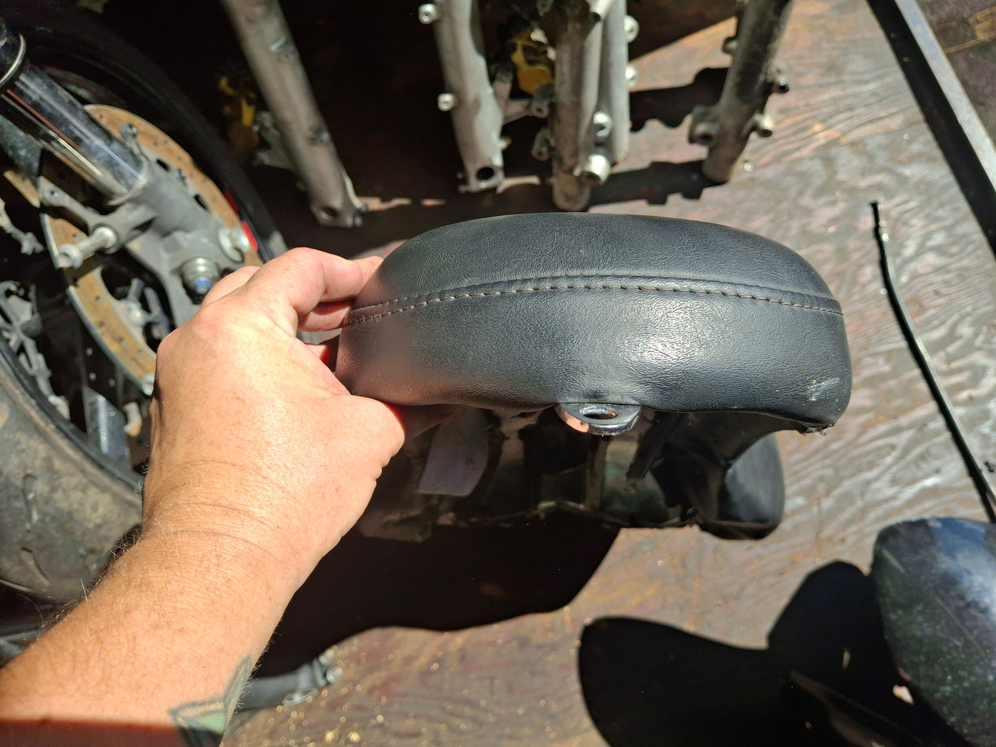 Harley Davidson Dyna Low Rider Seat OEM 105th Anniversary Front Rear Pad Pillion