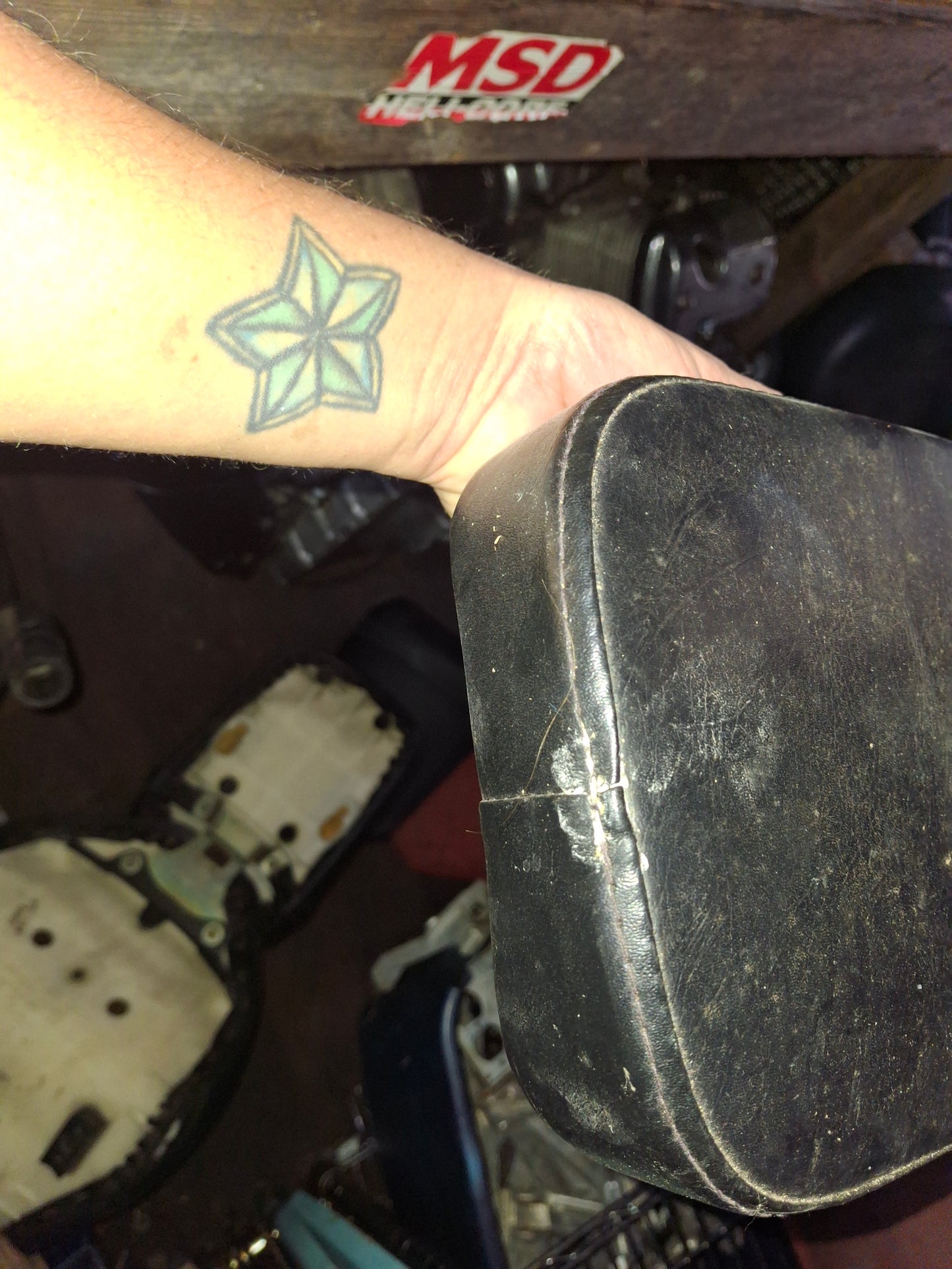 Motorcycle Stick On Suction Rear Seat Pad Pillion Honda Yamaha Kawasaki Harley Suzuki