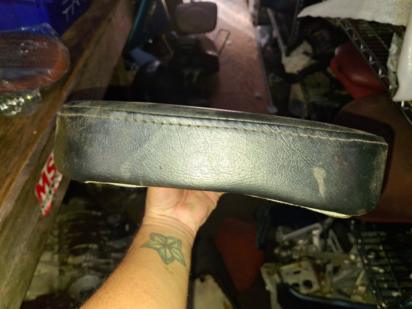 Motorcycle Stick On Suction Rear Seat Pad Pillion Honda Yamaha Kawasaki Harley Suzuki