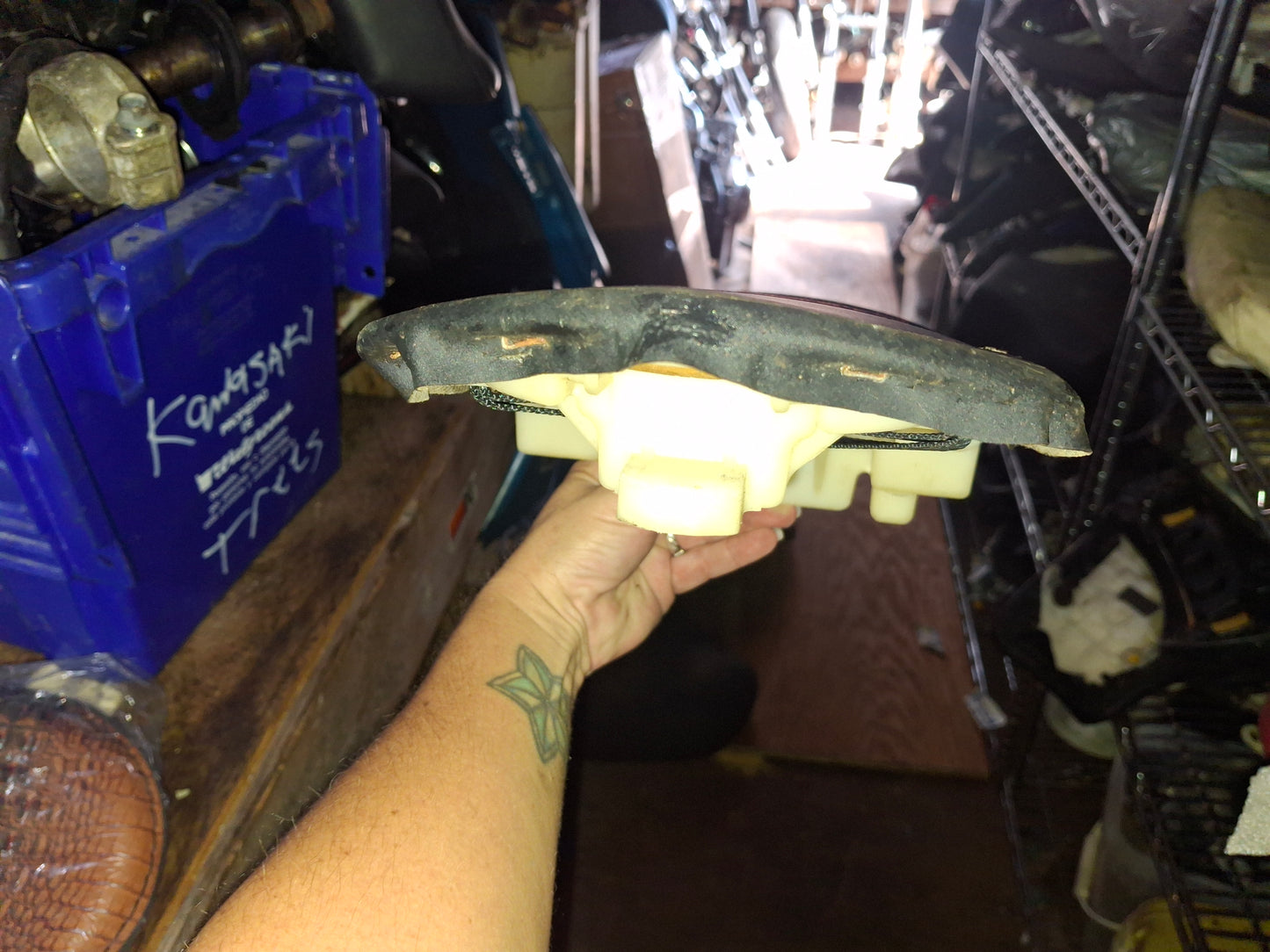 04-06 Yamaha R1 Rear Seat Passenger Pad OEM Y5VY