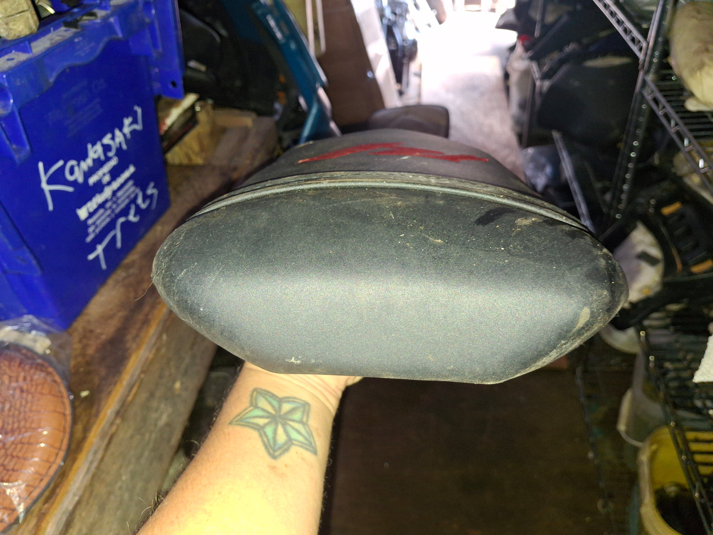 04-06 Yamaha R1 Rear Seat Passenger Pad OEM Y5VY