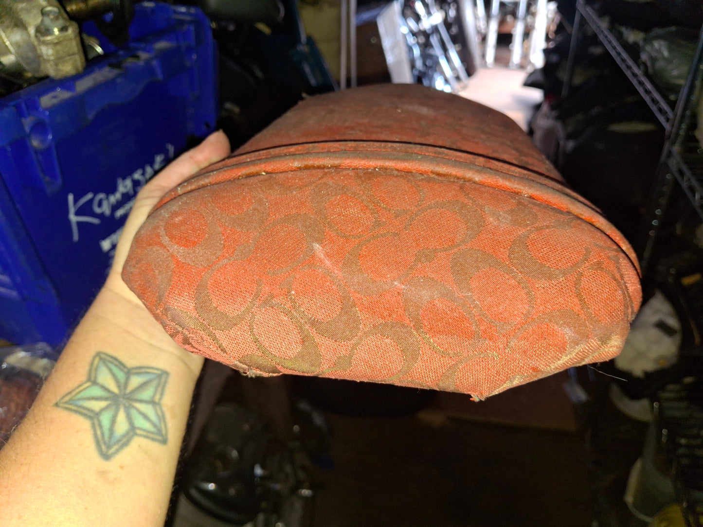 04-06 Yamaha R1 Rear Seat Passenger Pad OEM Y5VY recovered