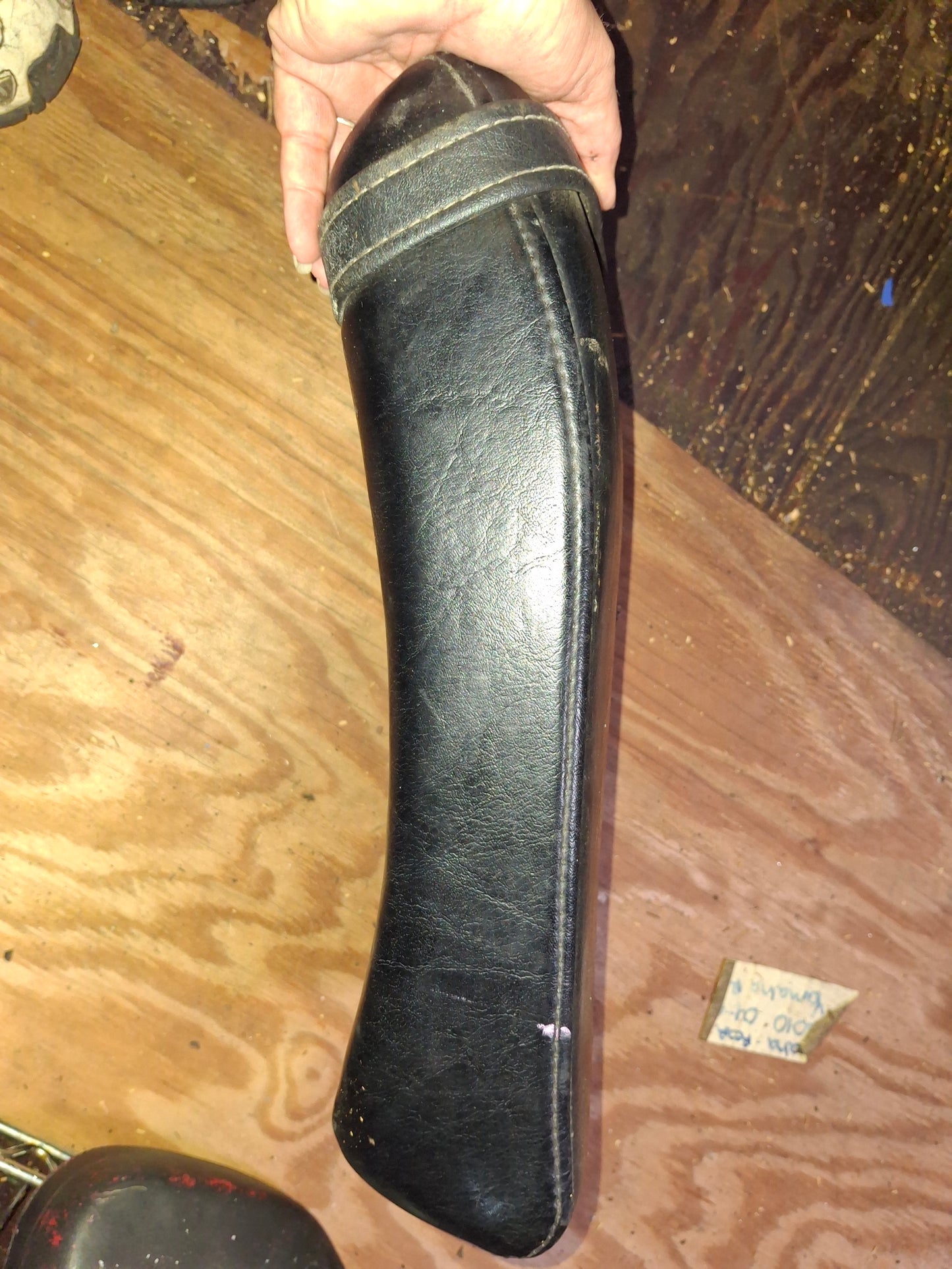 Yamaha V-Star 1100 Rear Seat Back Passenger Pad Pillion Vstar XVS1100 XVS Custom