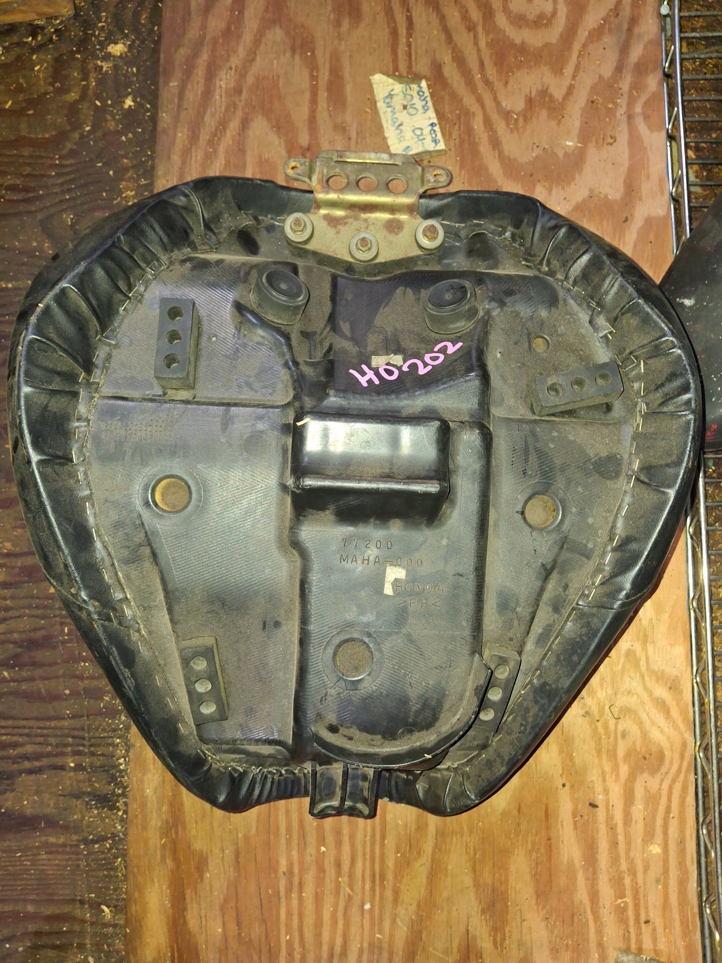 Honda Shadow 1100 Front Seat VT1100 Driver Pad Pillion 77200 MAHA-000