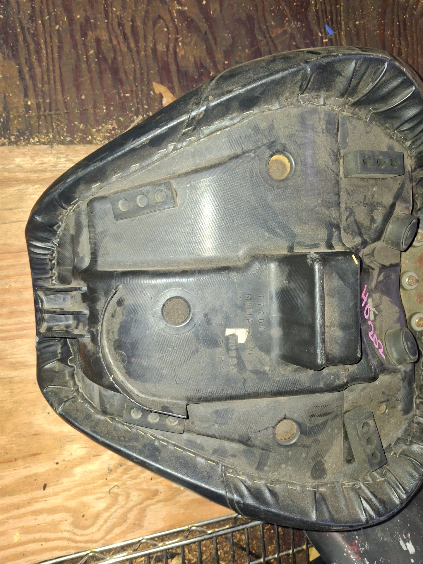 Honda Shadow 1100 Front Seat VT1100 Driver Pad Pillion 77200 MAHA-000