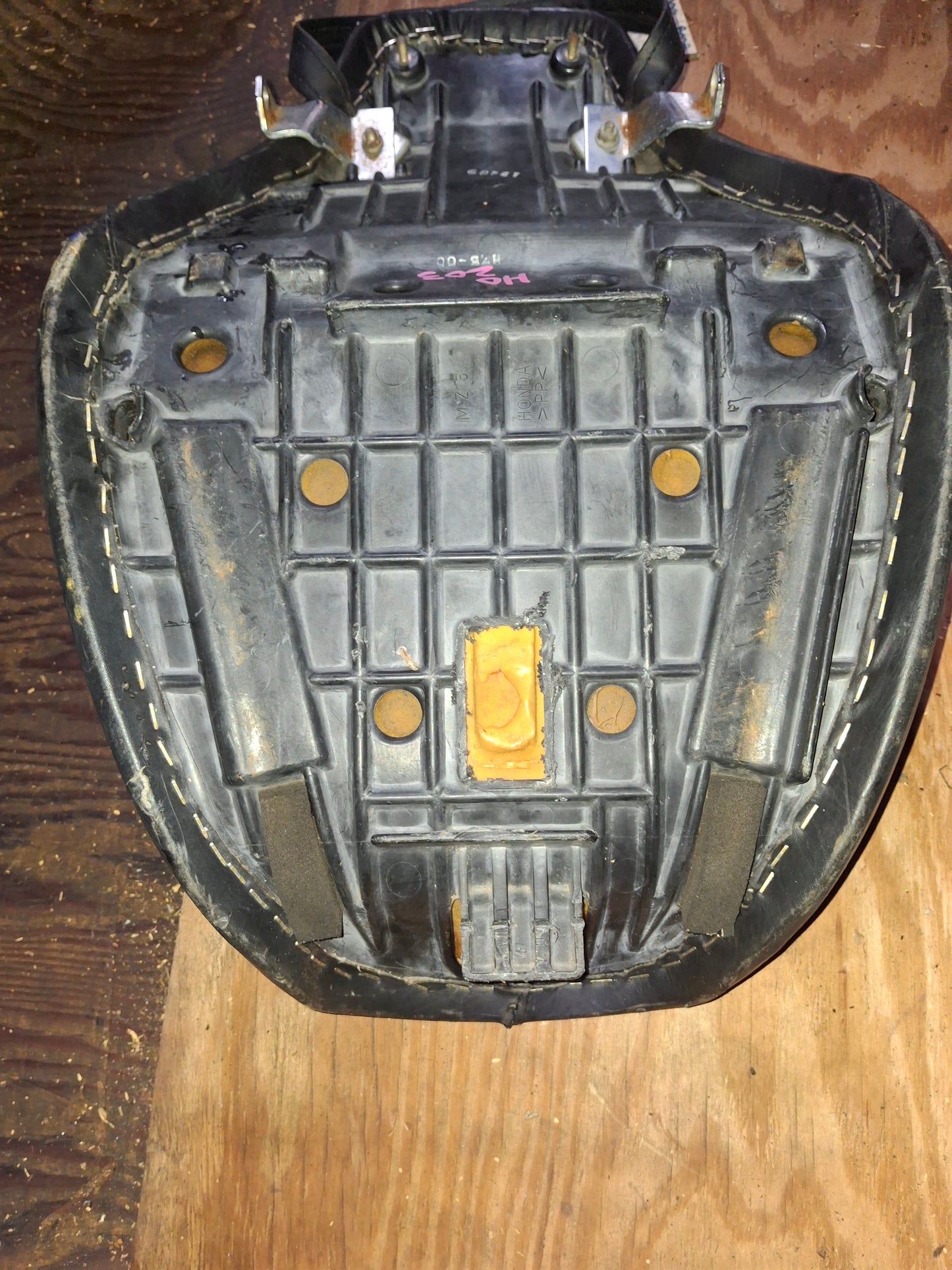 94-03 Honda Magna 750 Front Seat Driver Pad Pillion VF750 VF