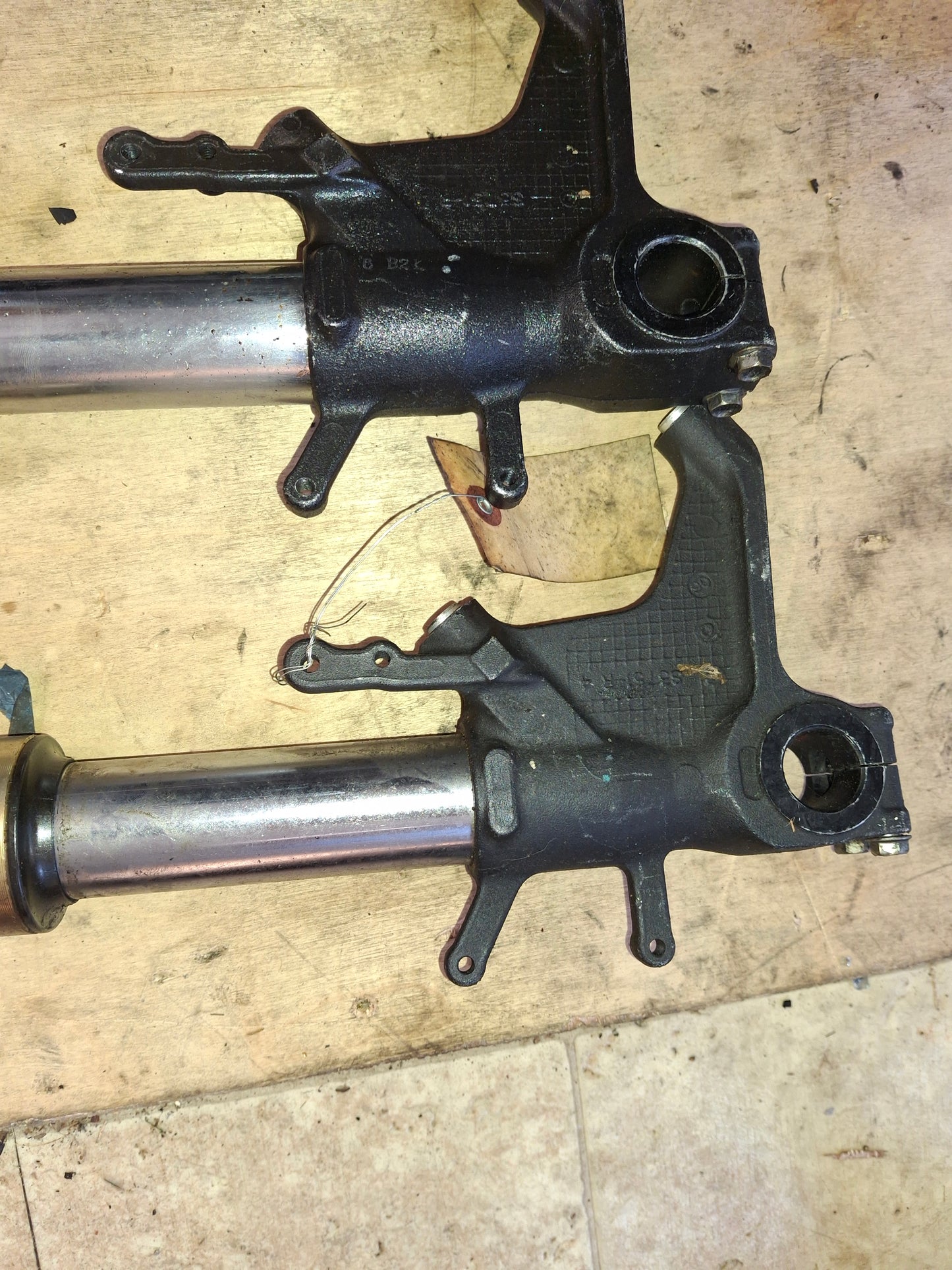 06 07 Suzuki GSXR 600 750 Front Forks Shocks Suspension GSXR600 GSXR750 S3751