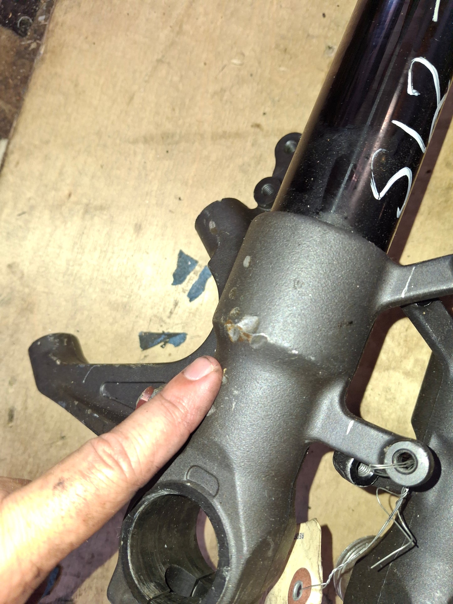 03 04 Suzuki GSXR 1000 Forks Front End Suspension K3 K4 GSXR1000