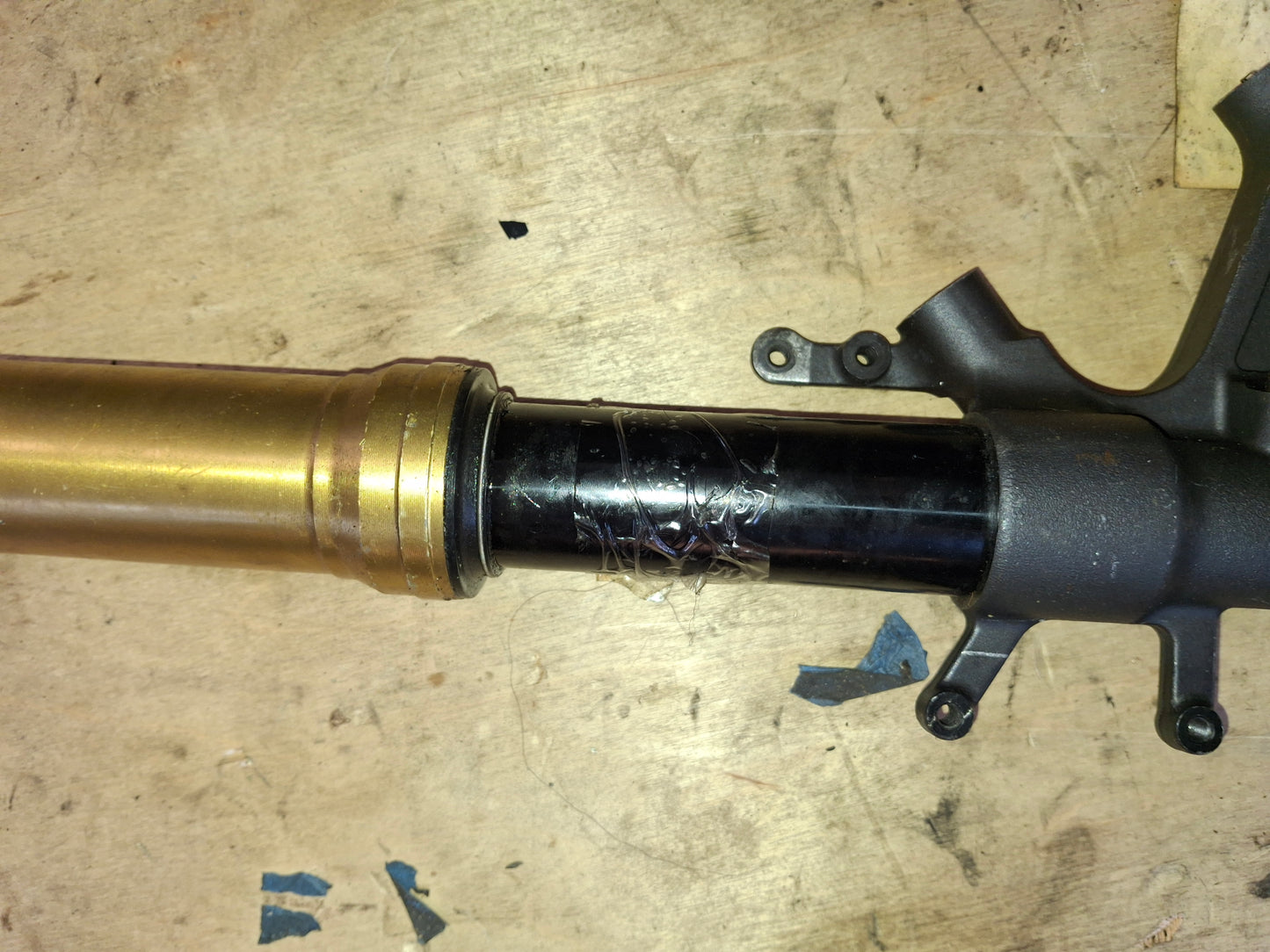 03 04 Suzuki GSXR 1000 Left Fork GSXR1000 left Suspension XB751-L