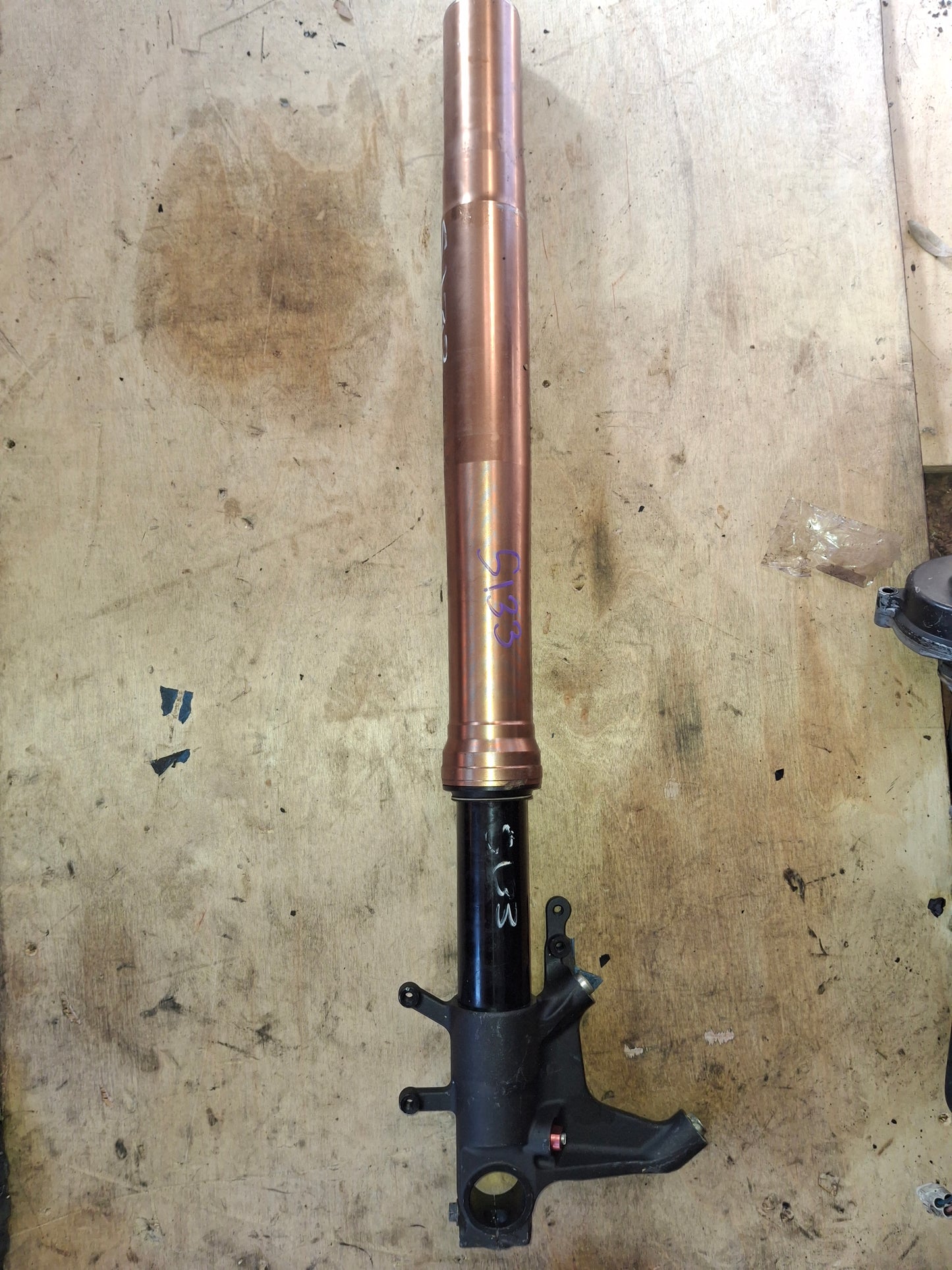 SOLD 05 06 Suzuki GSXR 1000 Left Front Fork GSXR1000 K5 K6