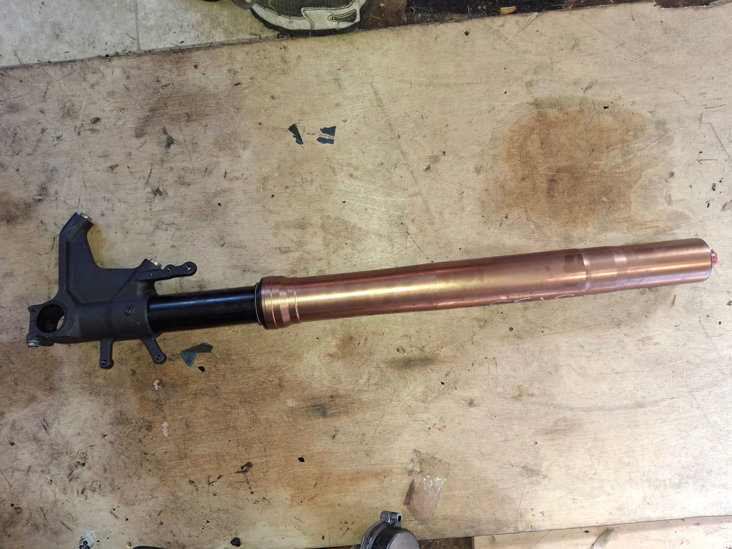 SOLD 05 06 Suzuki GSXR 1000 Left Front Fork GSXR1000 K5 K6
