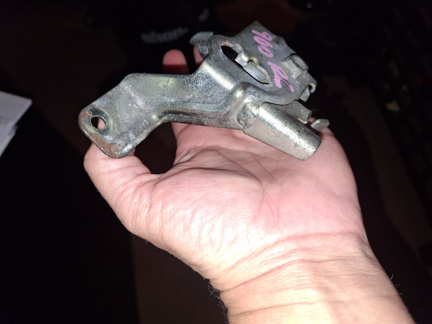 Honda CBR900RR Seat Latch 900RR Seat Lock Stay CBR 900 RR Part # 77233-MAS-E00